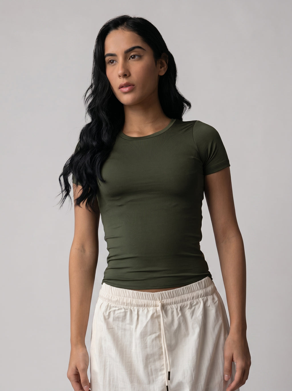 Solid color basic Top in Olive