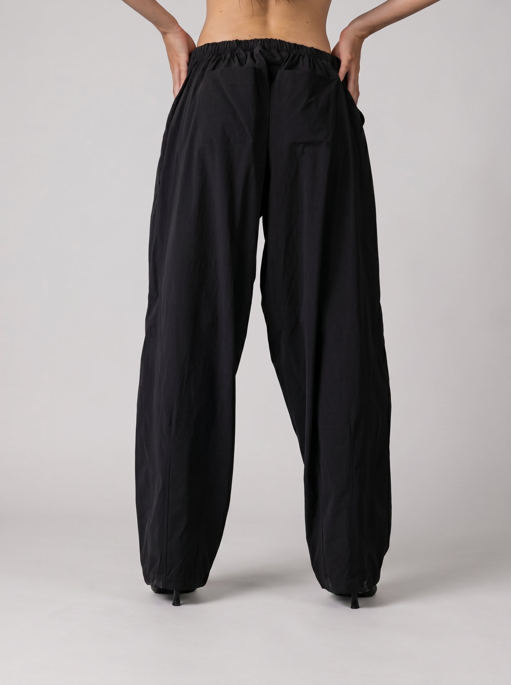 Wide pants in Black
