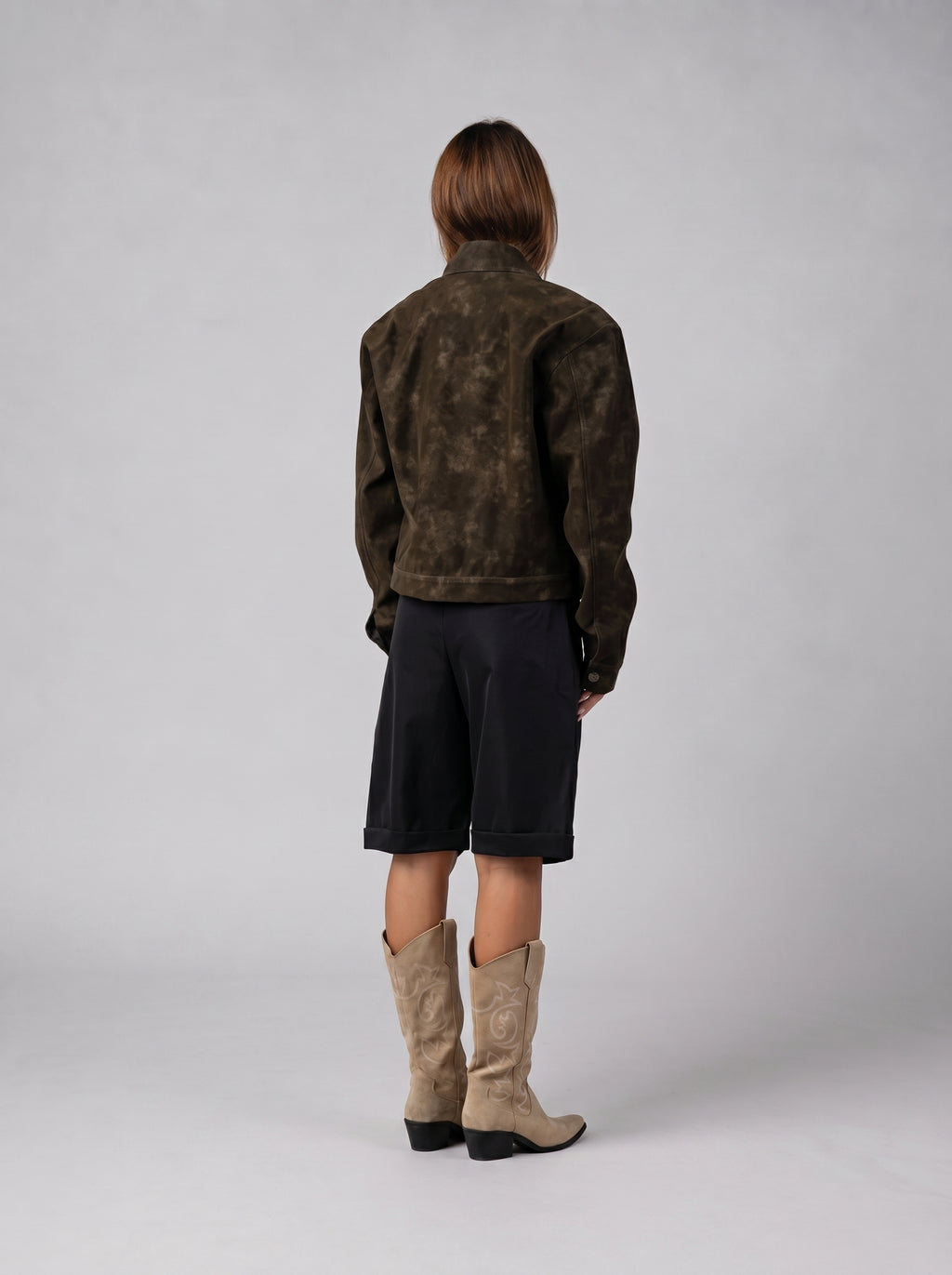 Genuine Suede jacket with front pockets