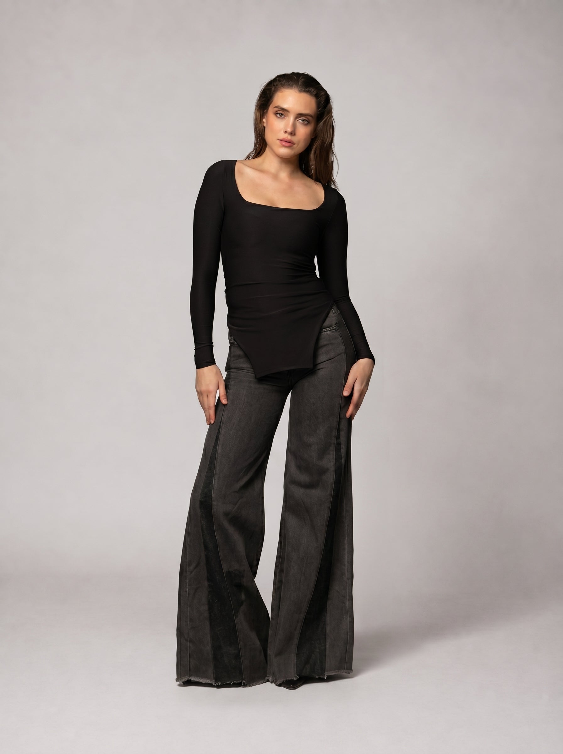 Side Split Basic Top in Black