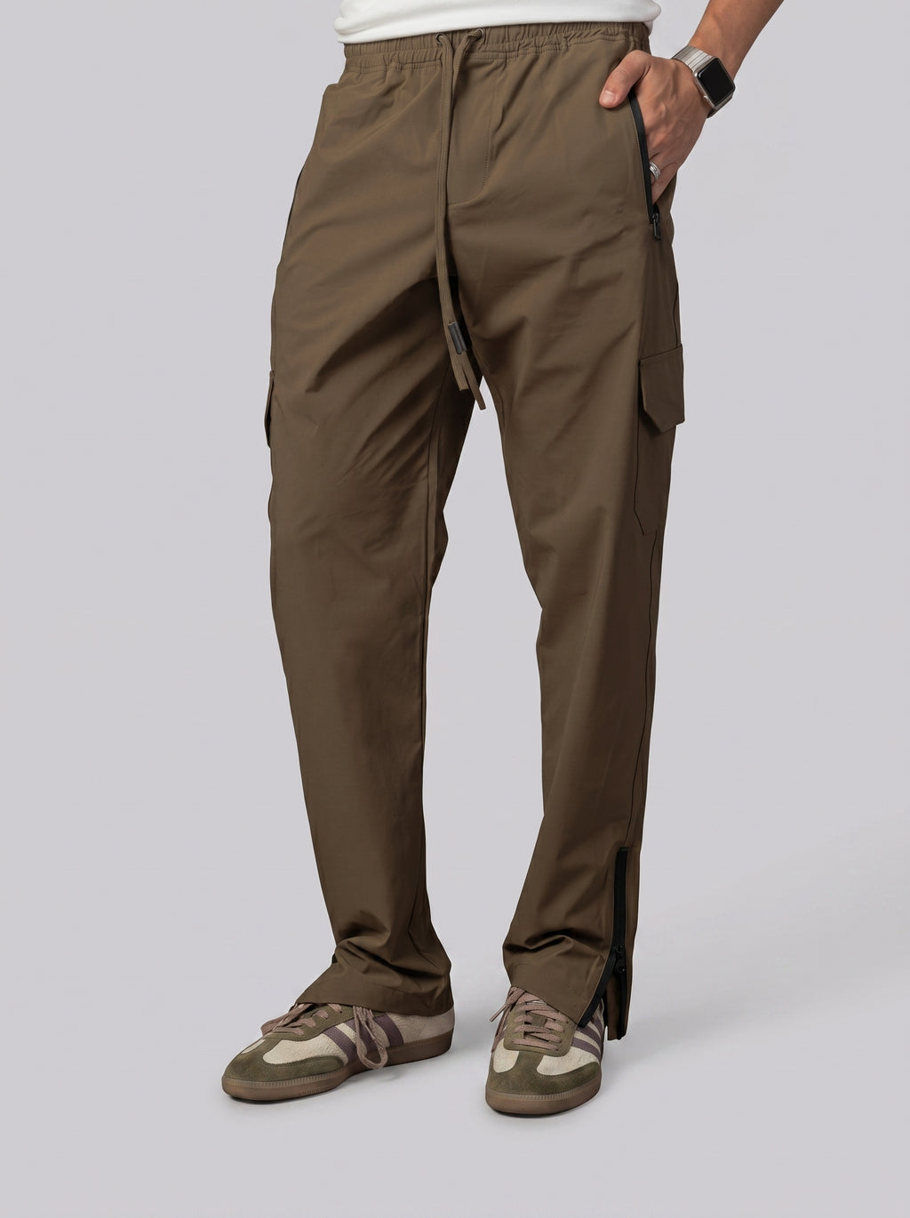 Baggy pants in Brown