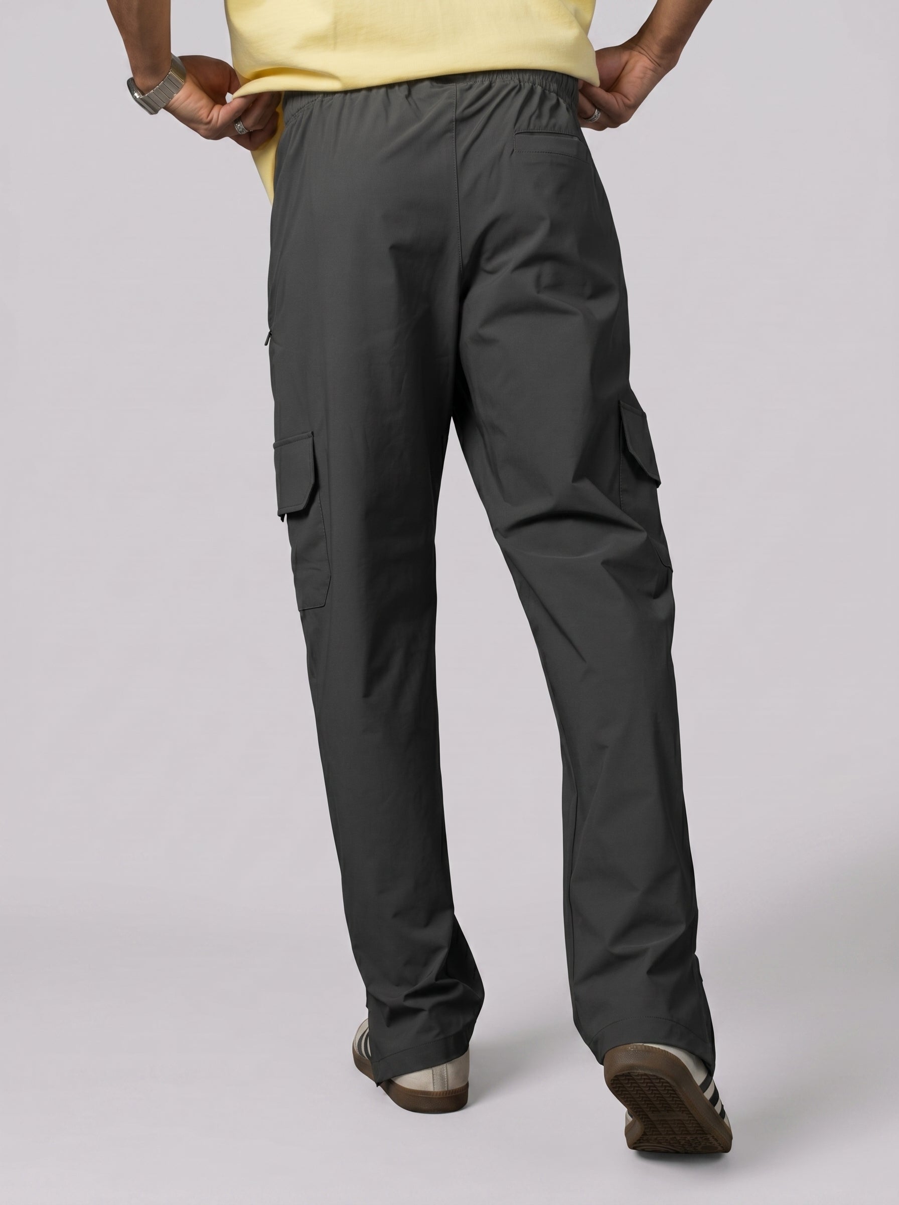 Baggy pants in Grey