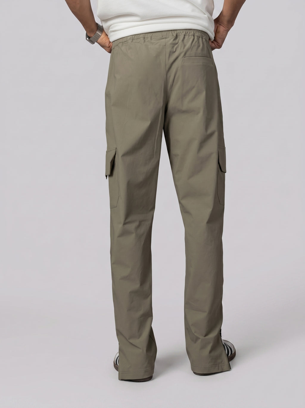 Baggy pants in Sage Grey