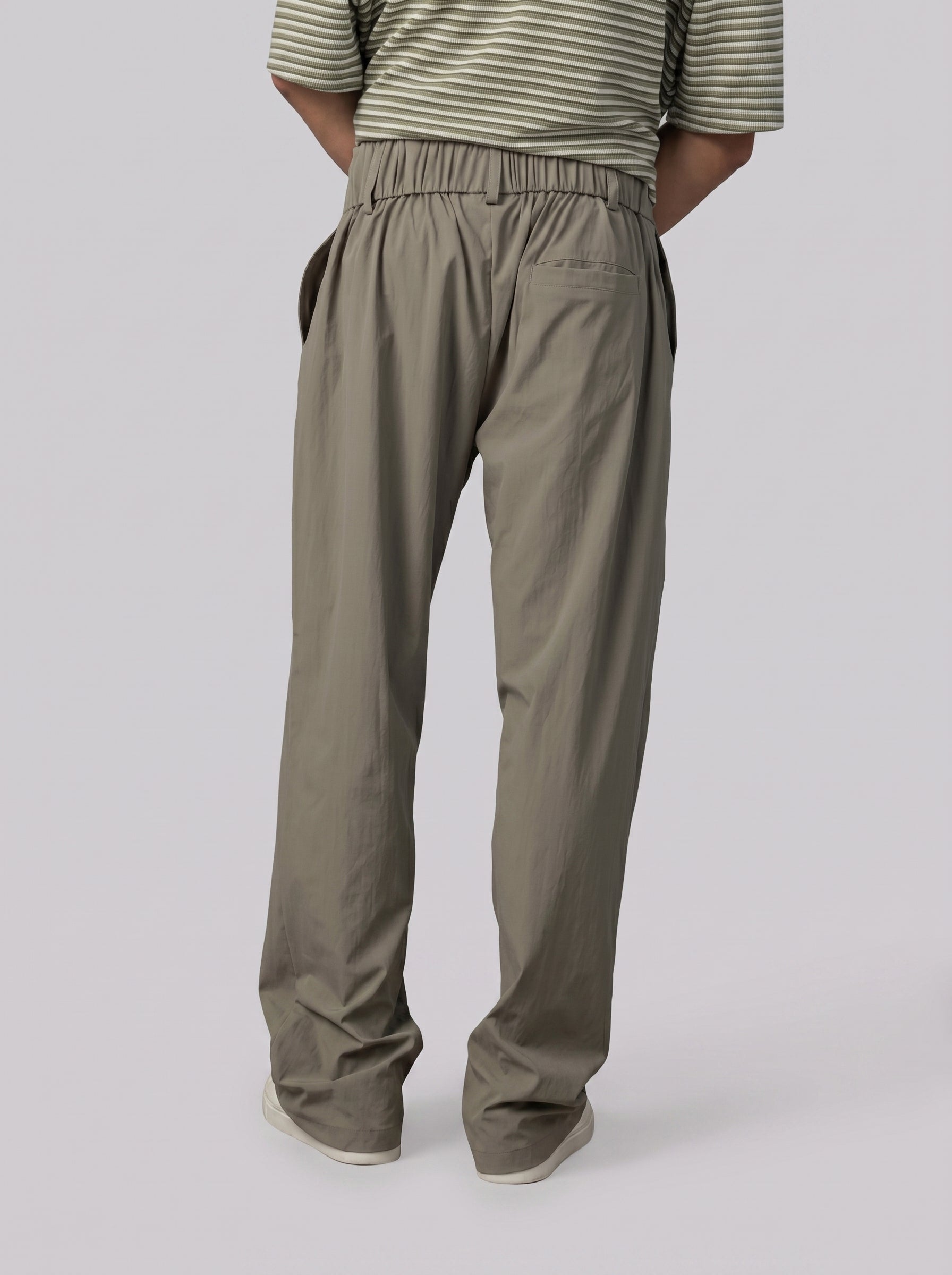 Classic Pants Volume 5  in Light Grey