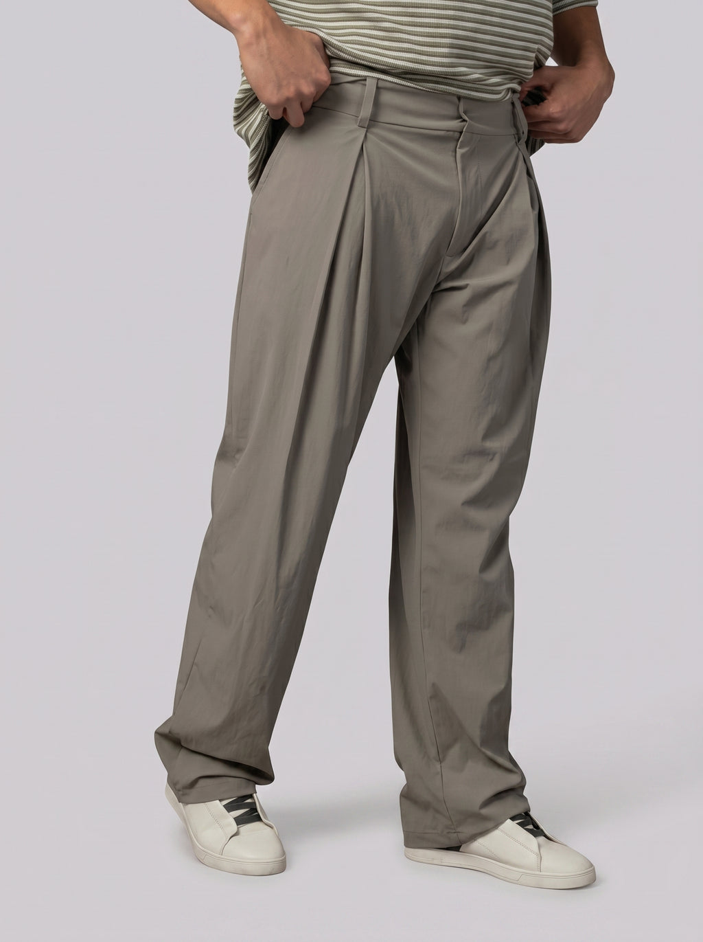 Classic Pants Volume 5  in Light Grey