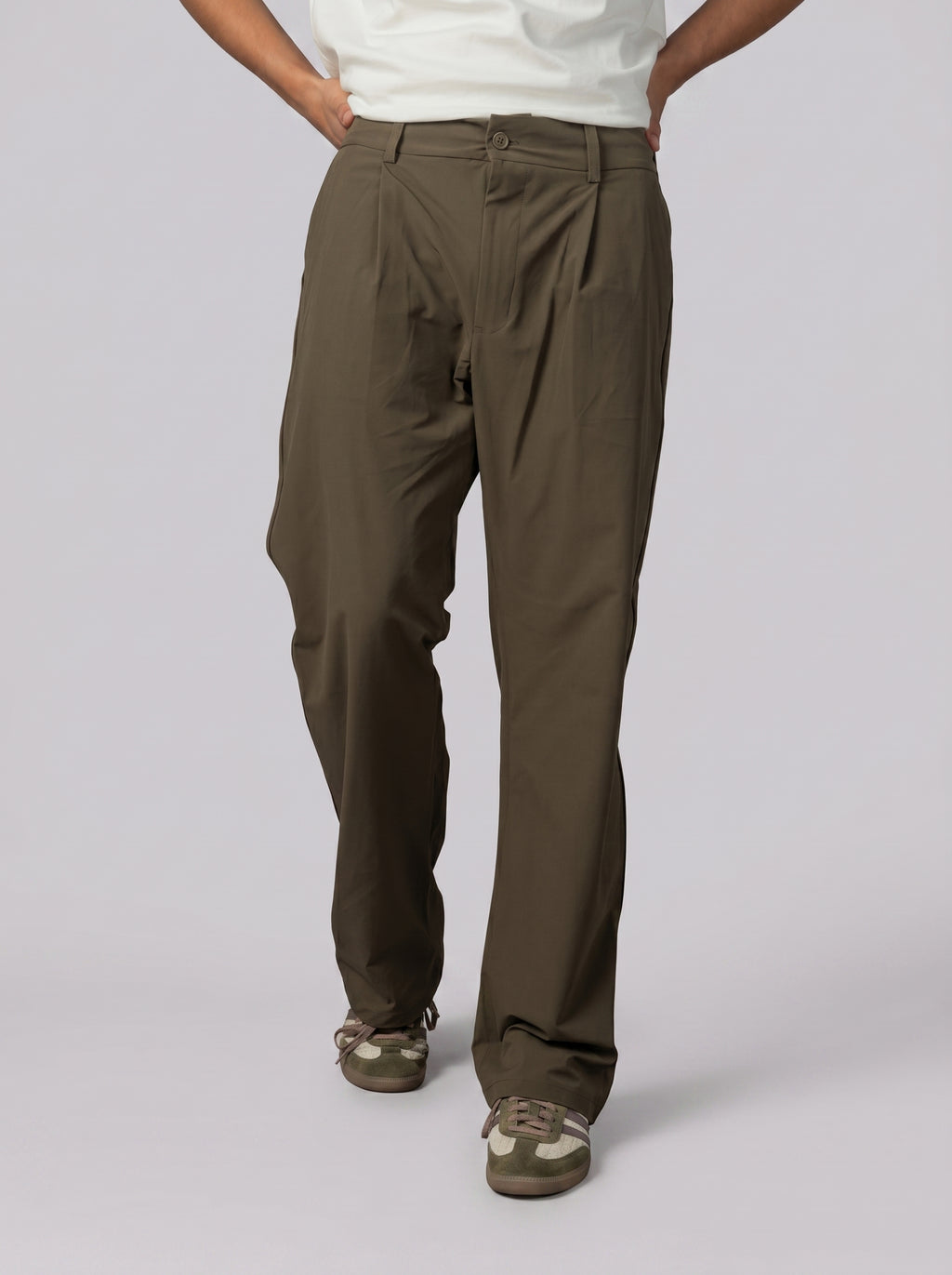 Classic pants volume 4 in Brown