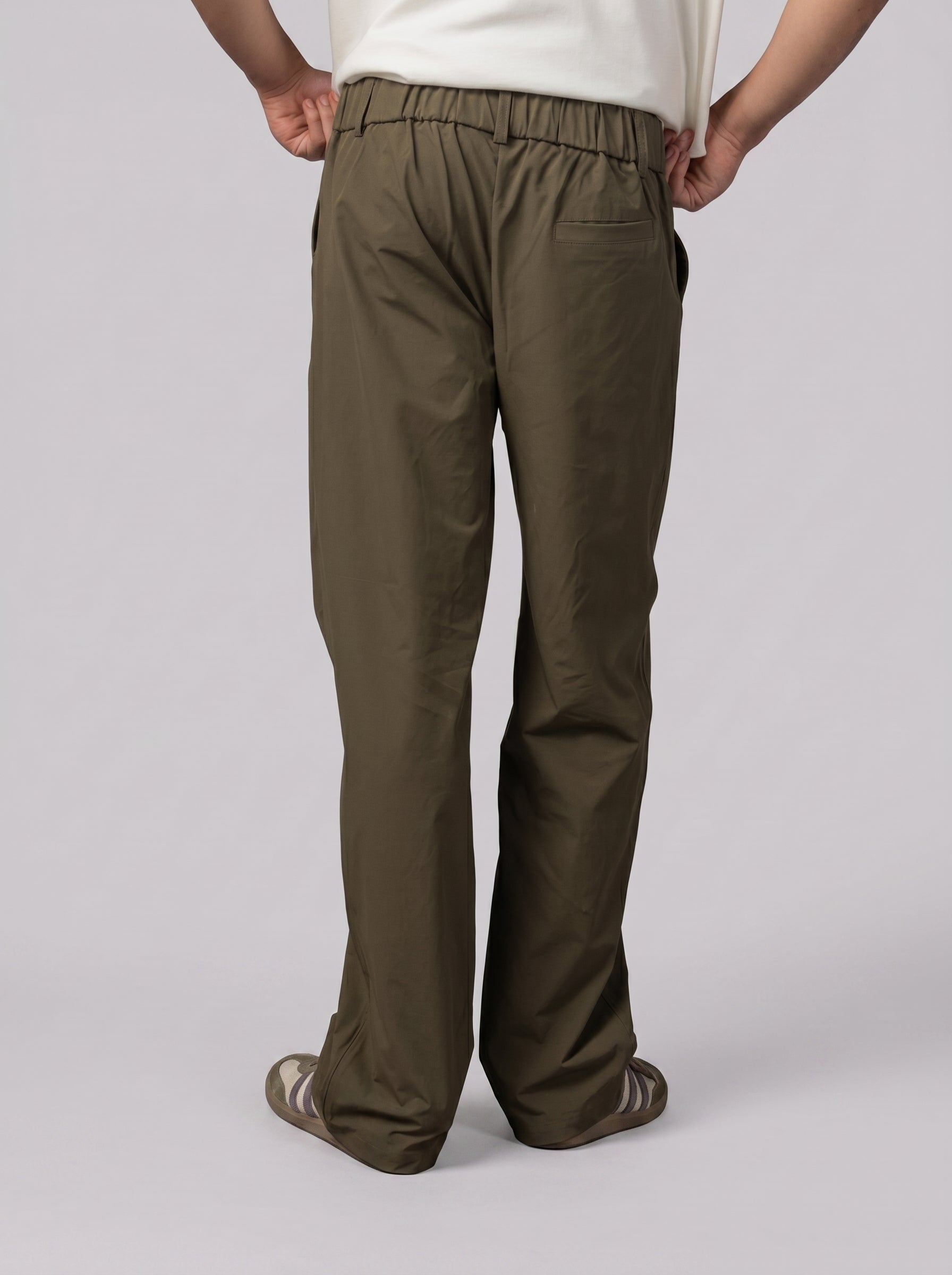 Classic pants volume 4 in Brown