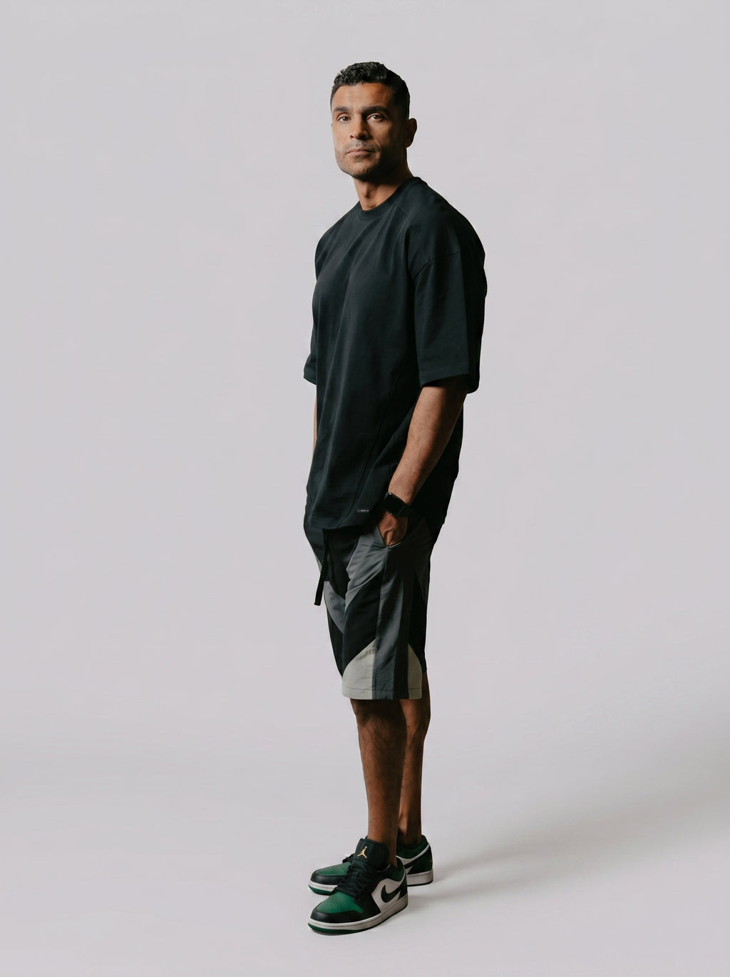 Color block shorts in Black