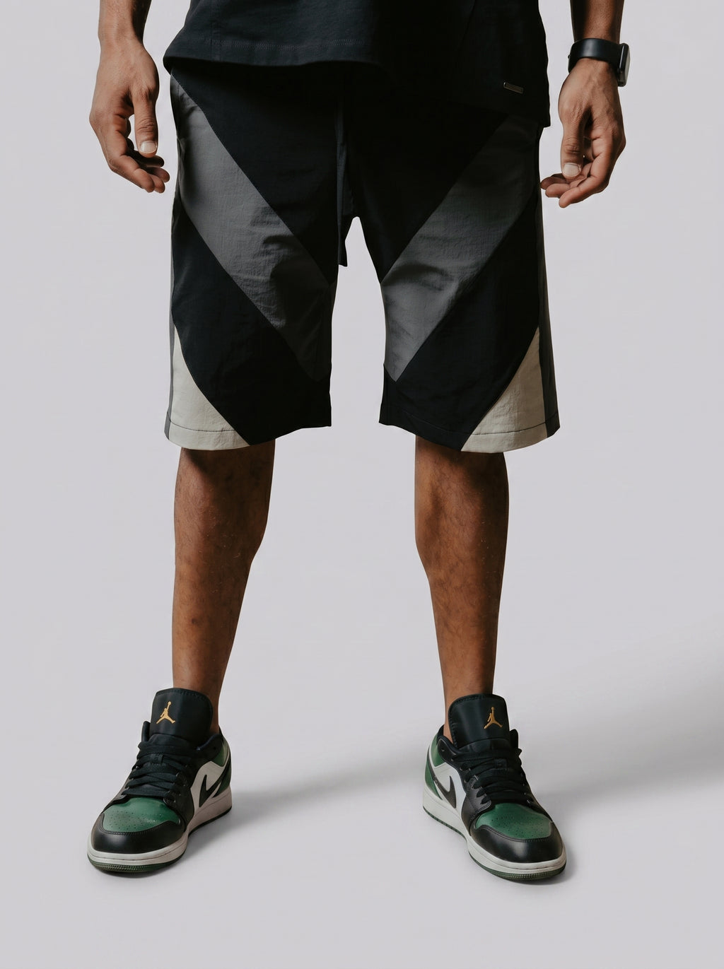 Color block shorts in Black