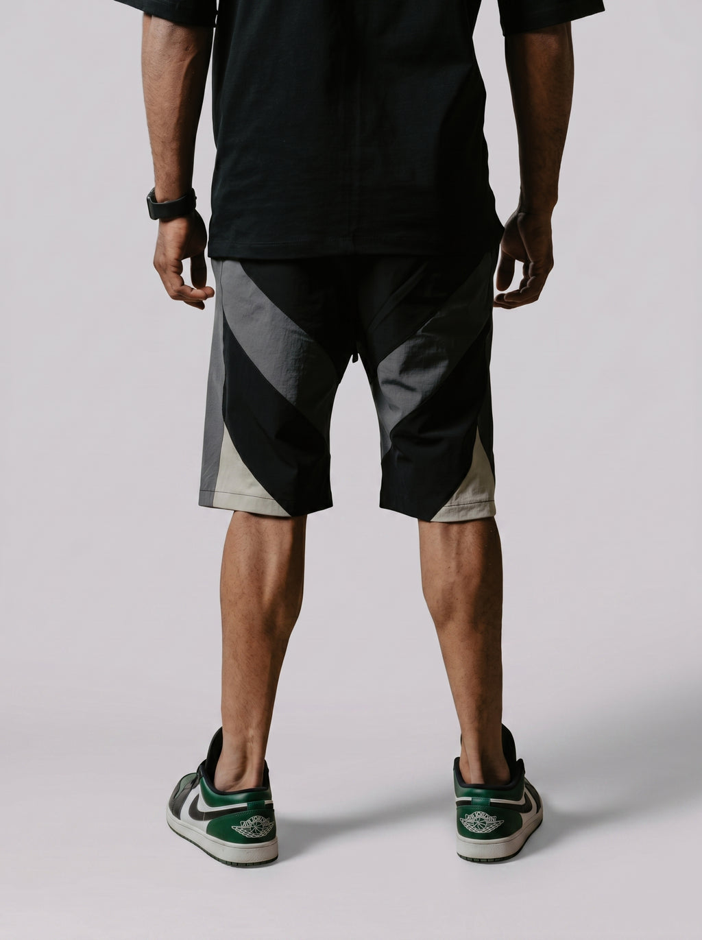 Color block shorts in Black