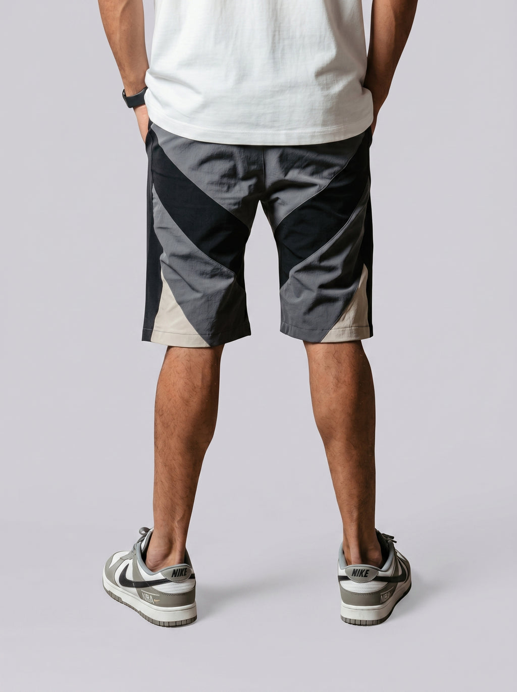 Color block shorts in Grey