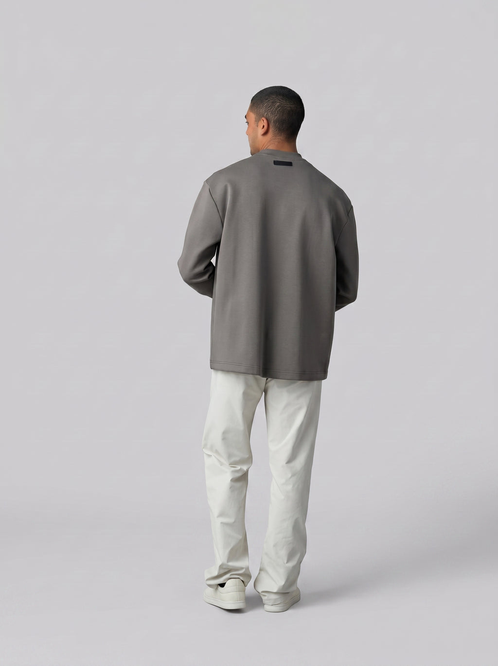 Crew Neck Sweatshirt in Brown Volume 2