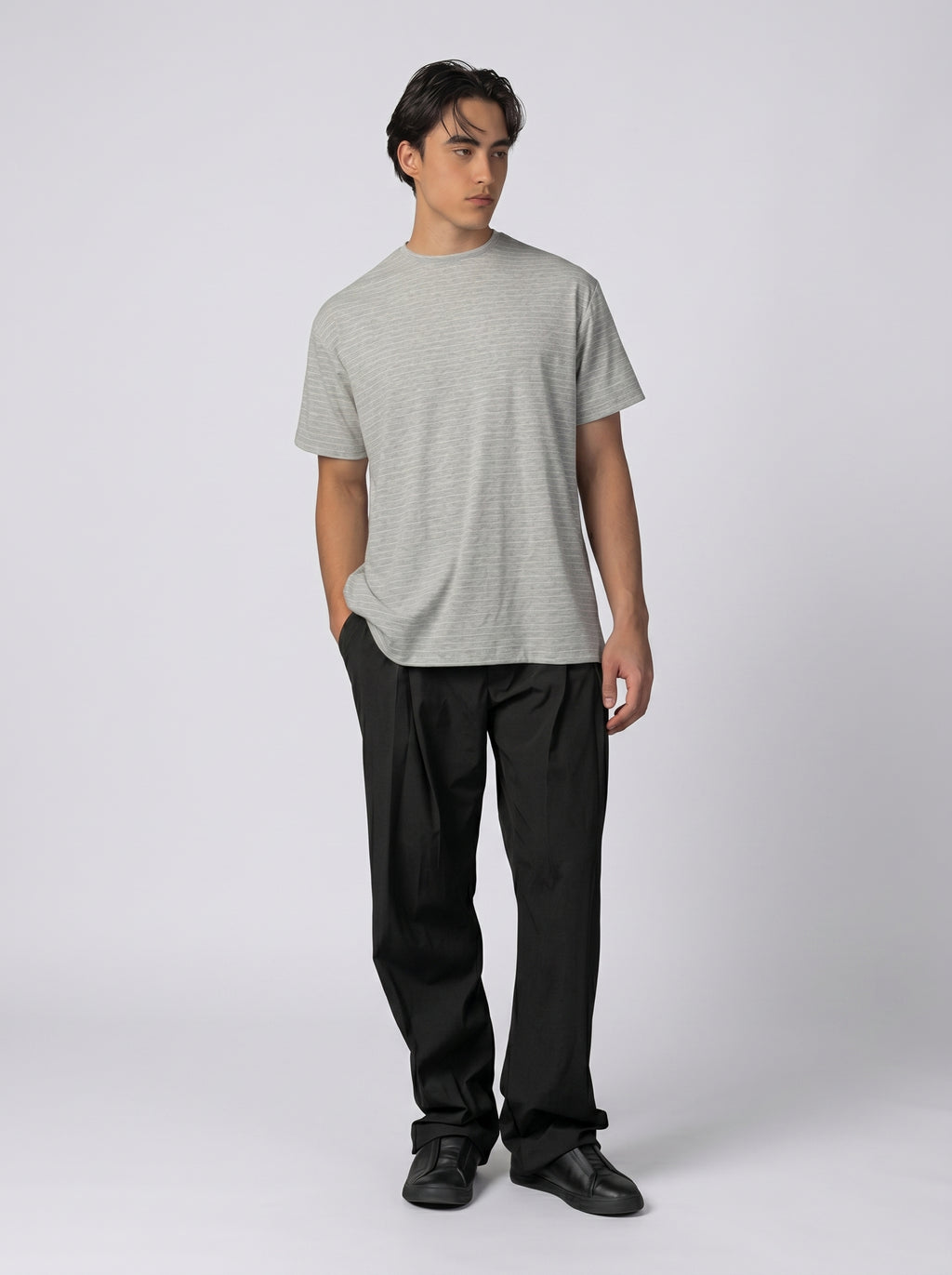 Crew neck Striped Knit T-Shirt in Grey