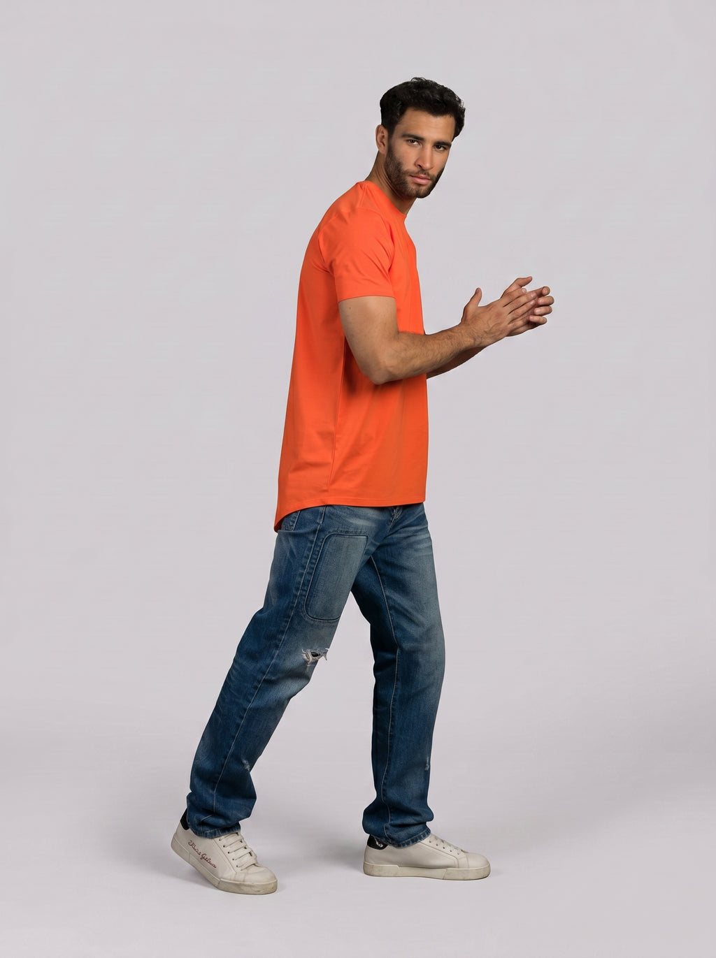 Curved Back O-Neck T-shirt  in Orange