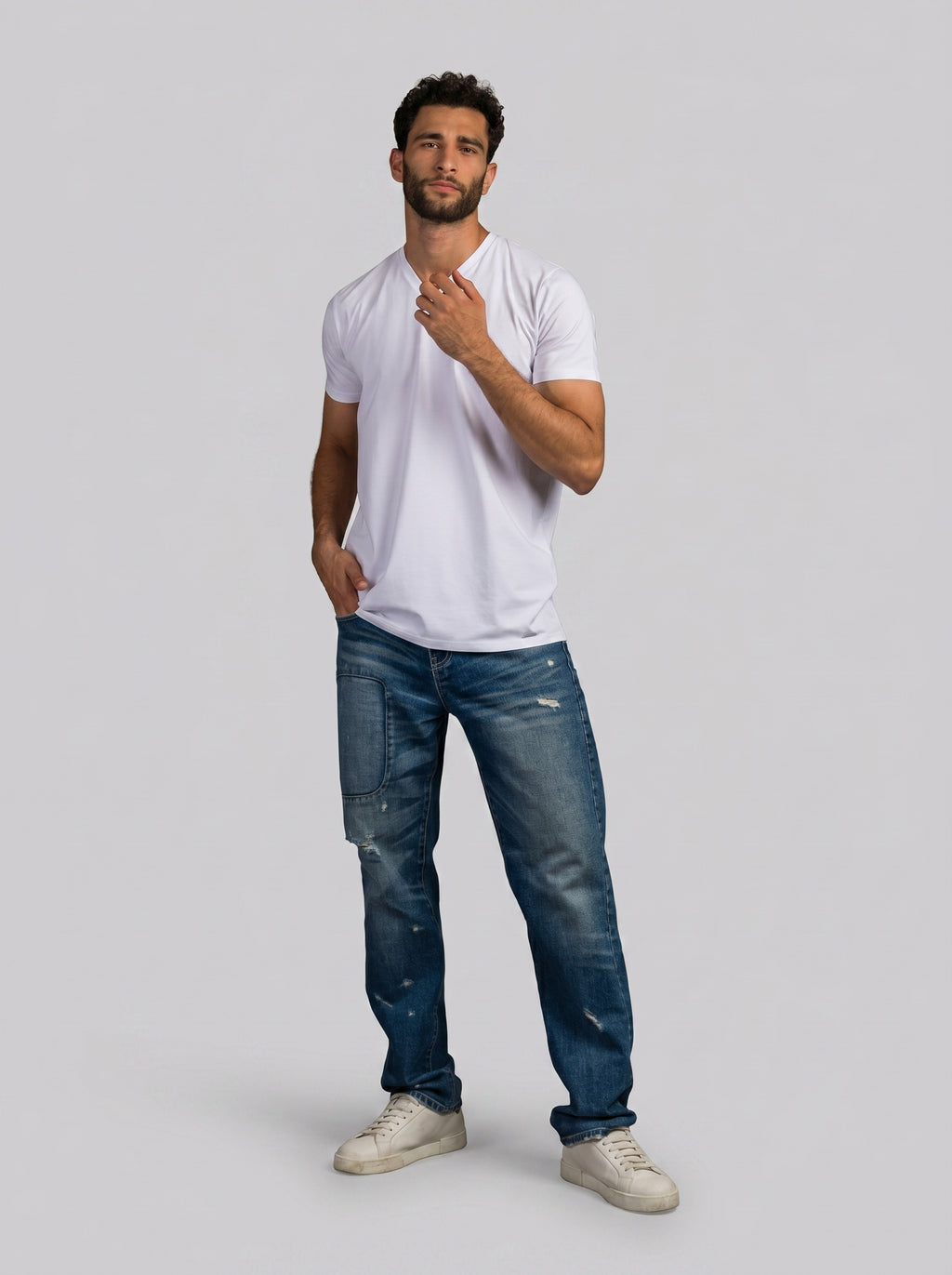 Curved Back V-Neck T- Shirt in White