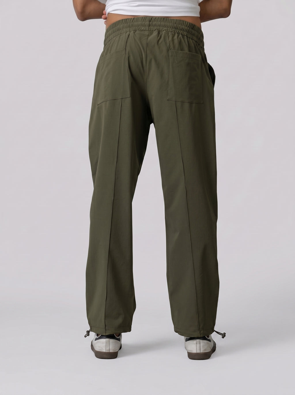 Drawstring sweatpants in Olive