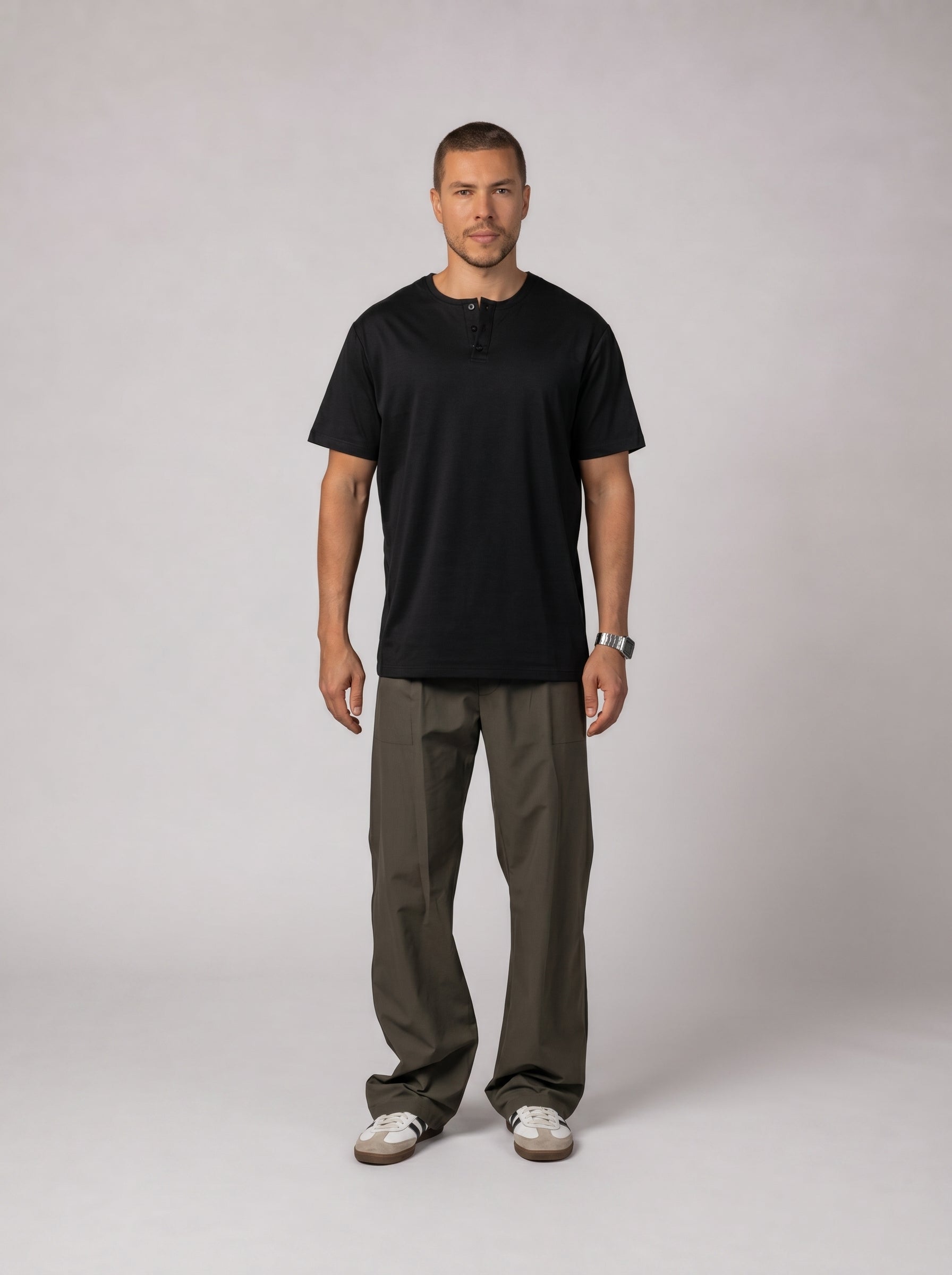 Henely T-shirt in Black