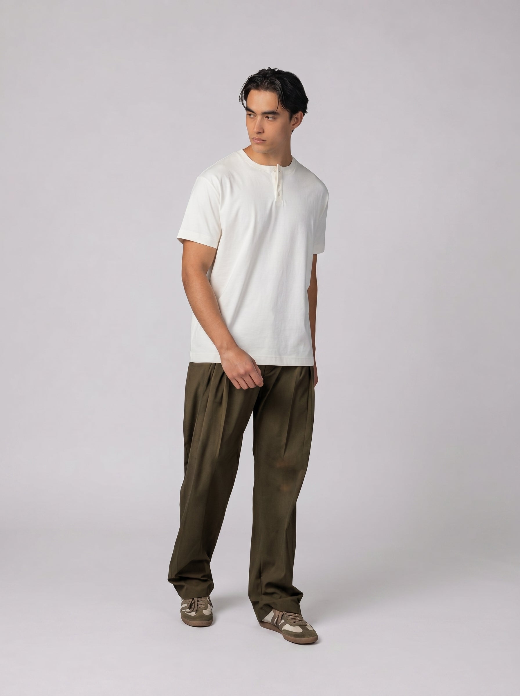 Henely T-shirt in White