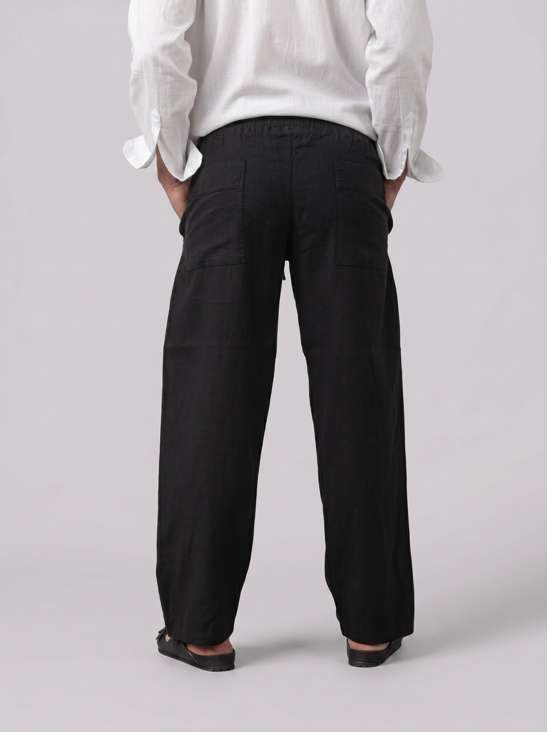Linen Relaxed Pants in Black