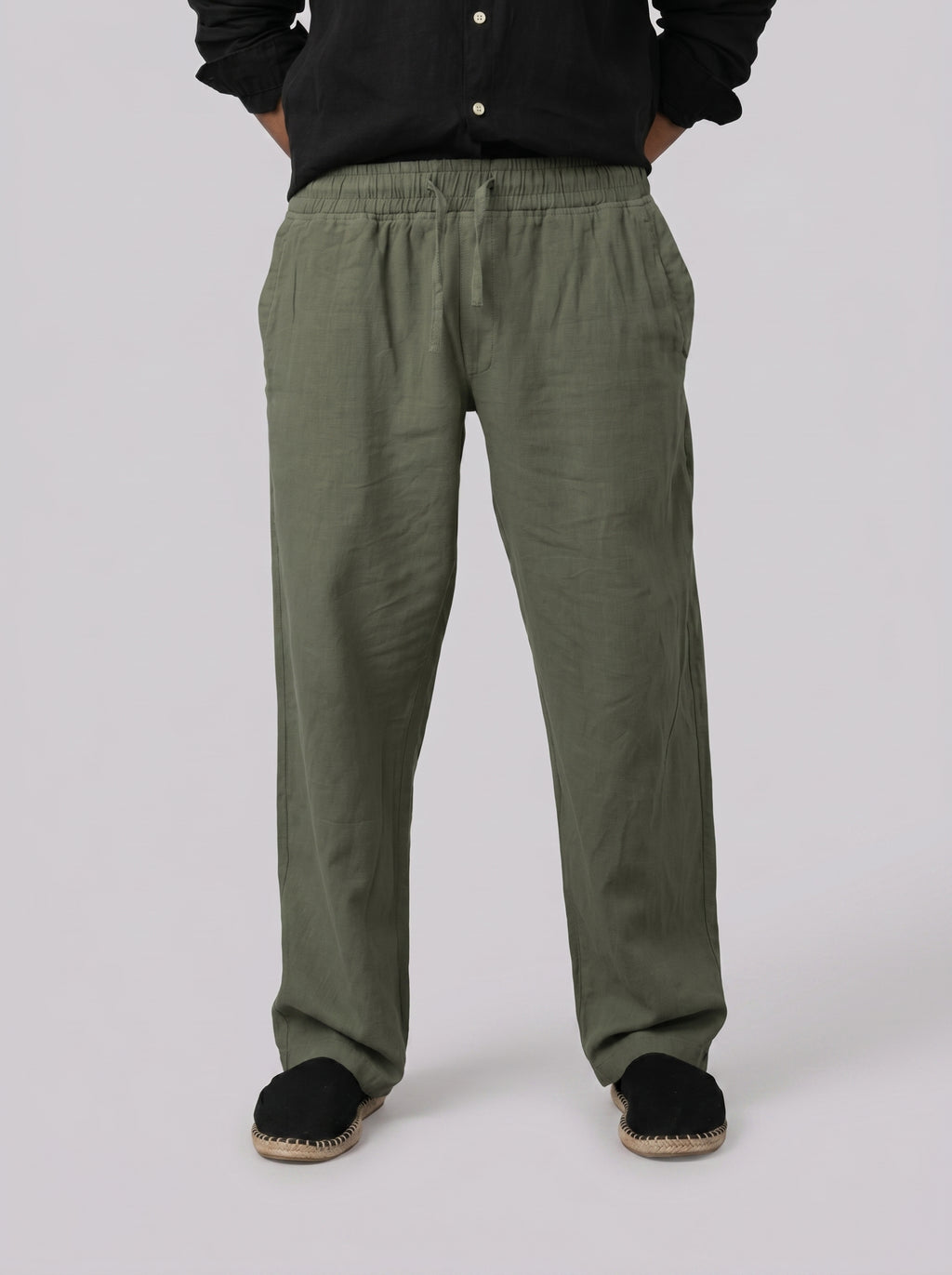 Linen Relaxed Pants in Olive