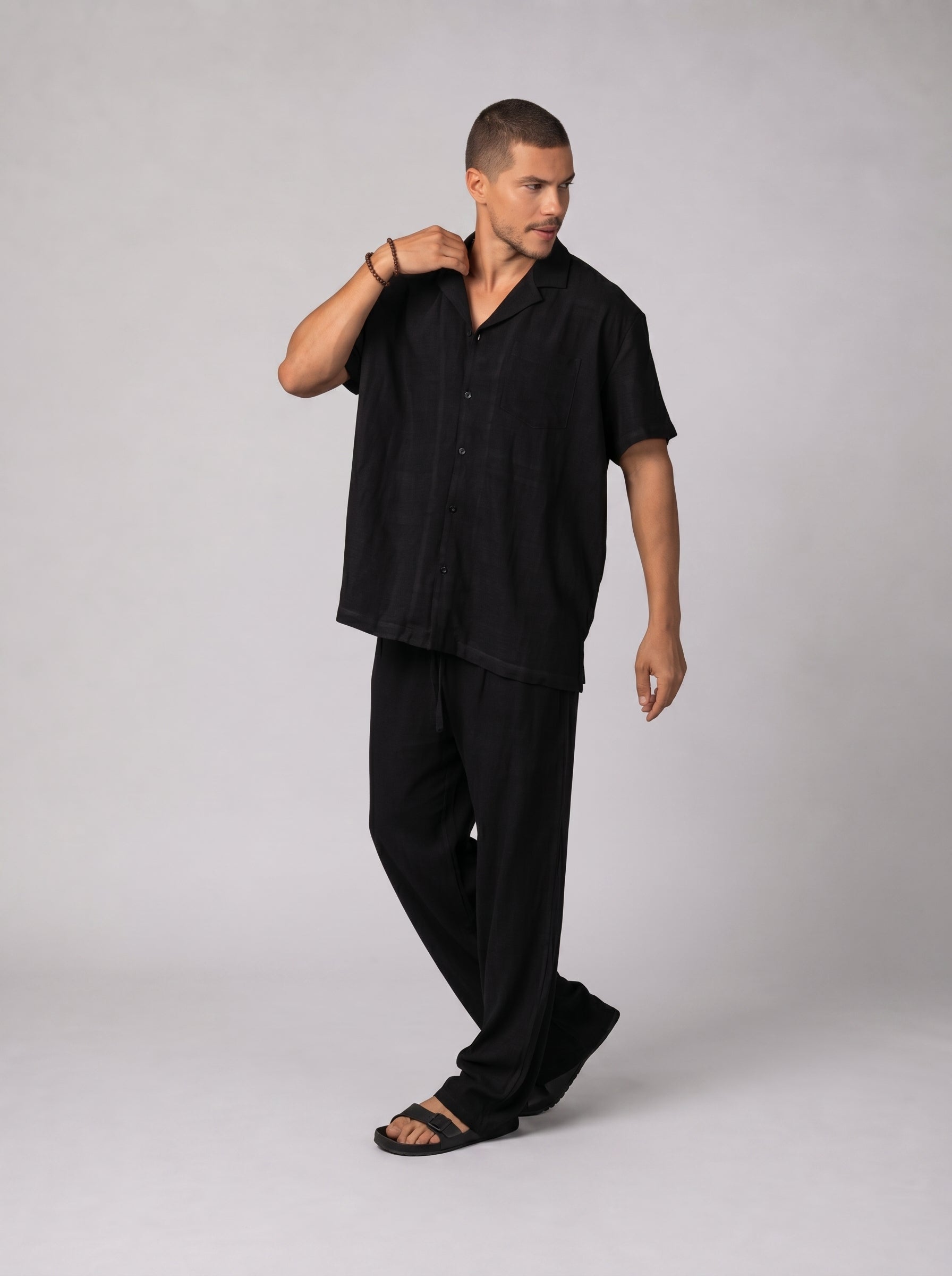 Linen set volume 2 in Black