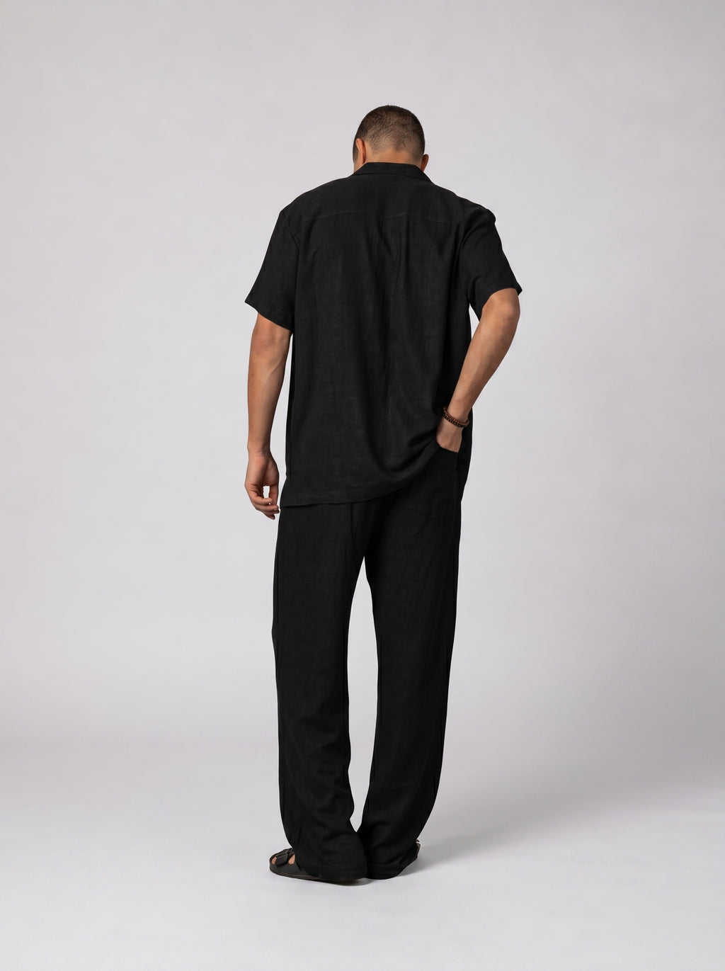 Linen set volume 2 in Black