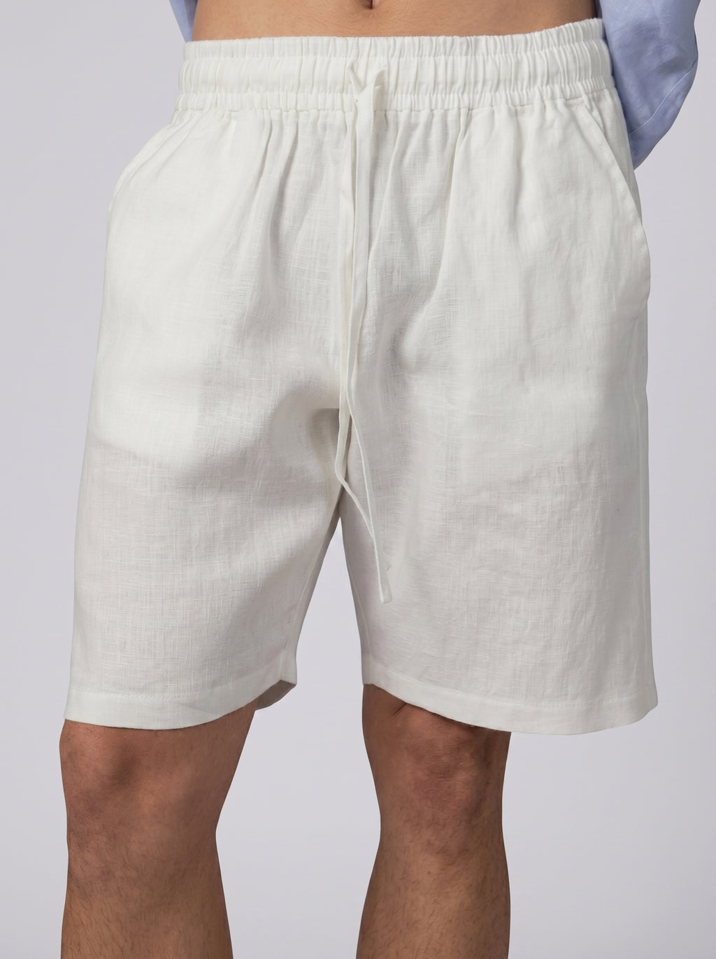 Linen short volume 2 in off white
