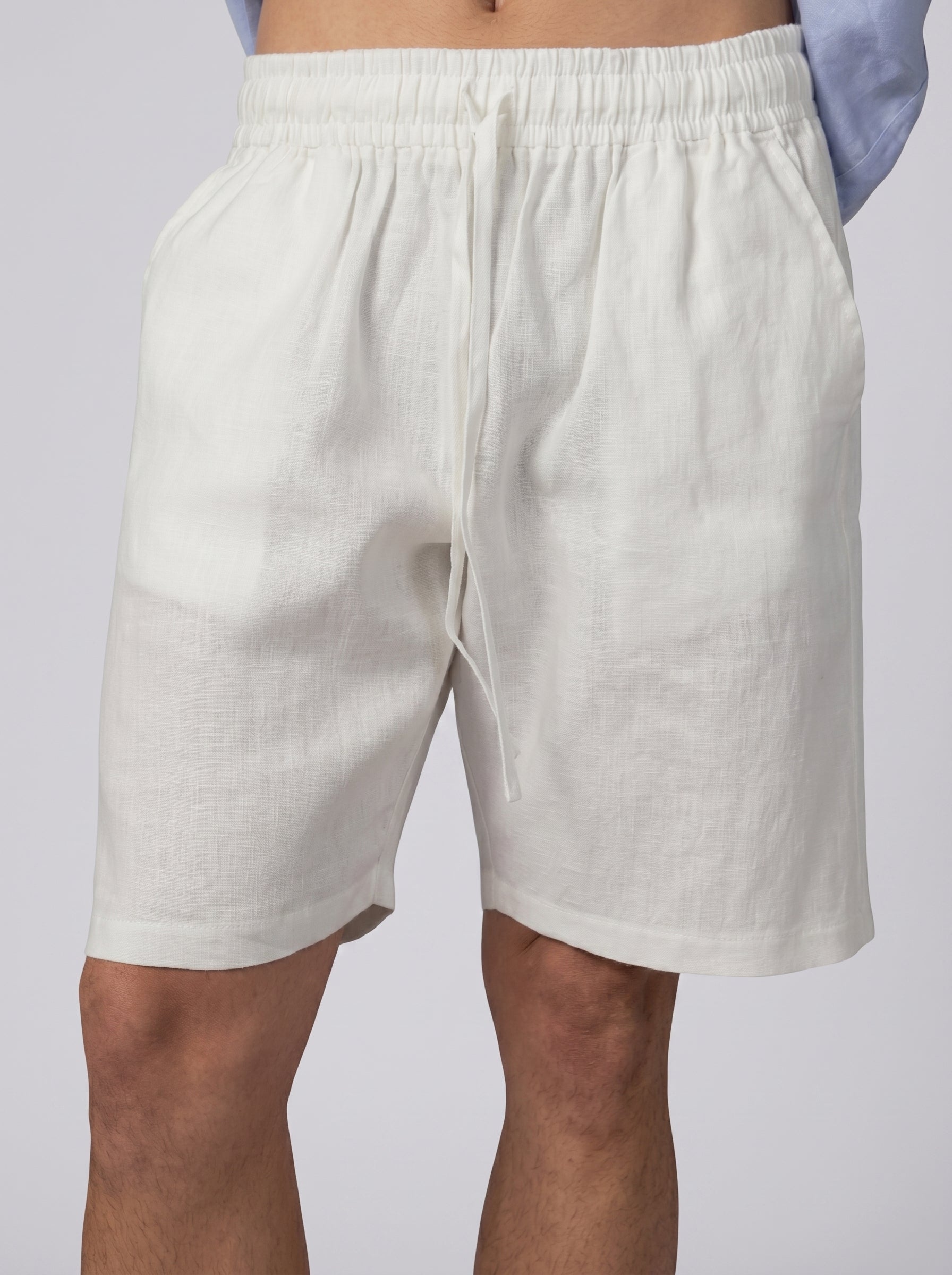 Linen short volume 2 in off white