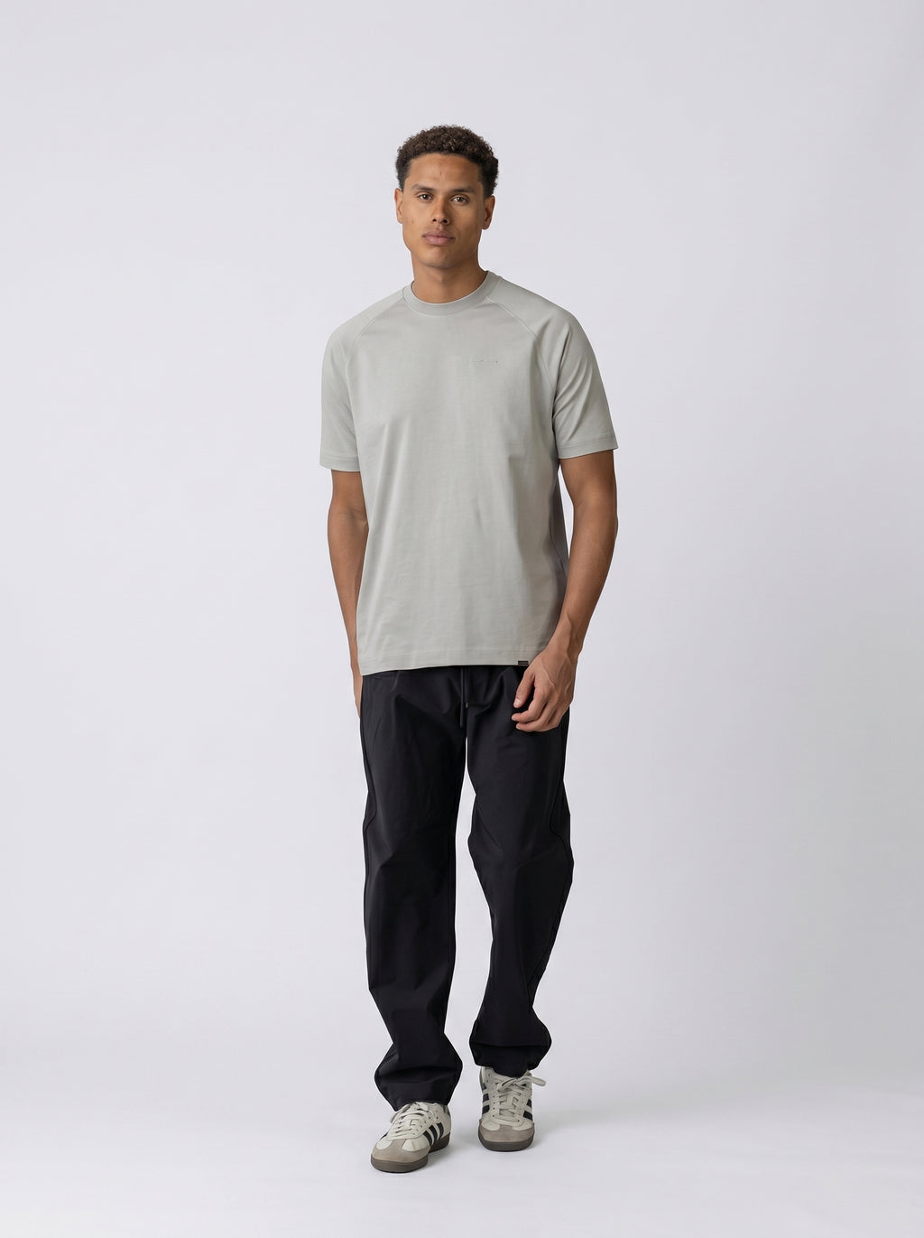 Raglan Rubber Icon in Regular Fit in Light Grey