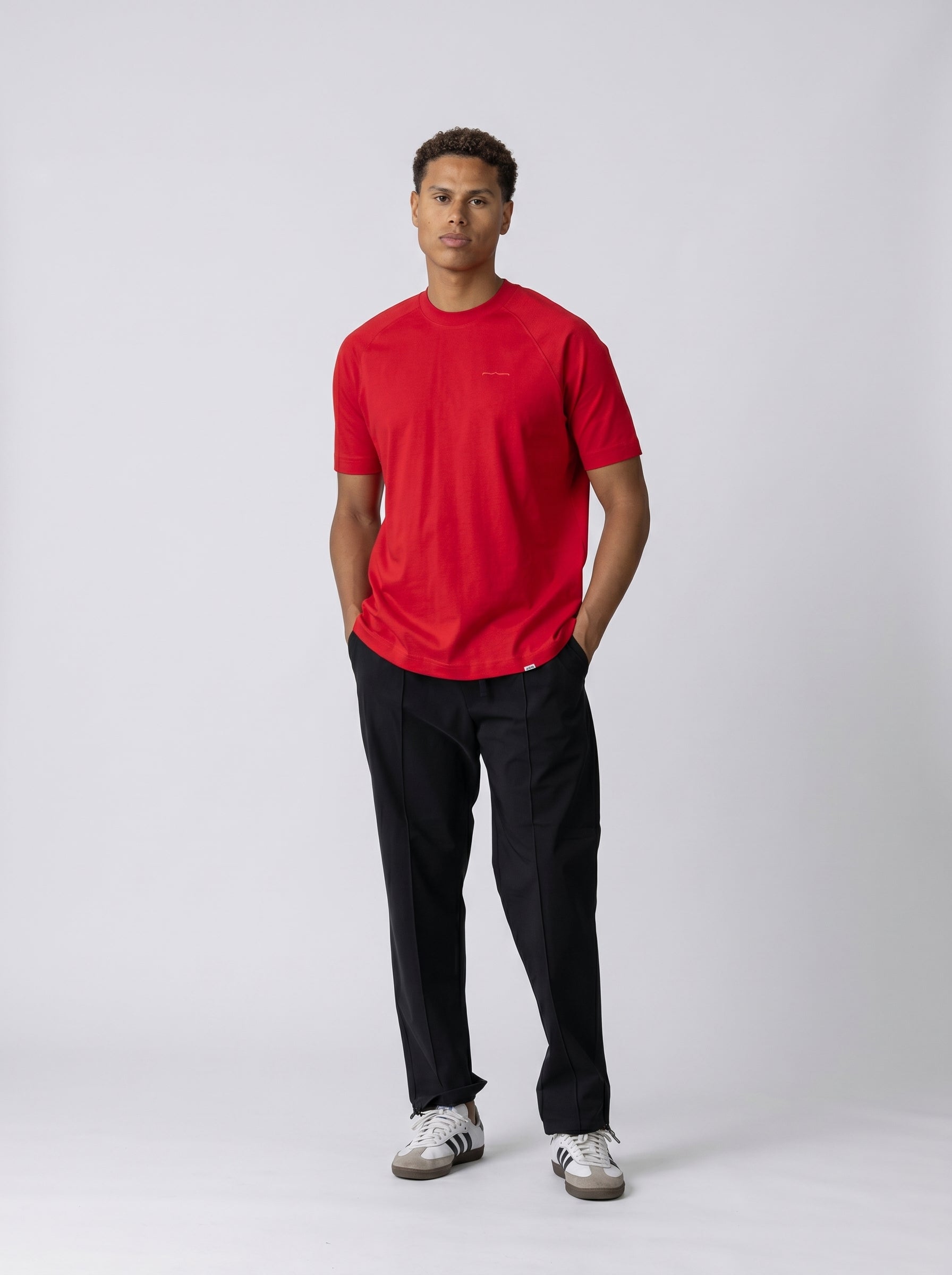 Raglan Rubber Icon in Regular Fit in Red