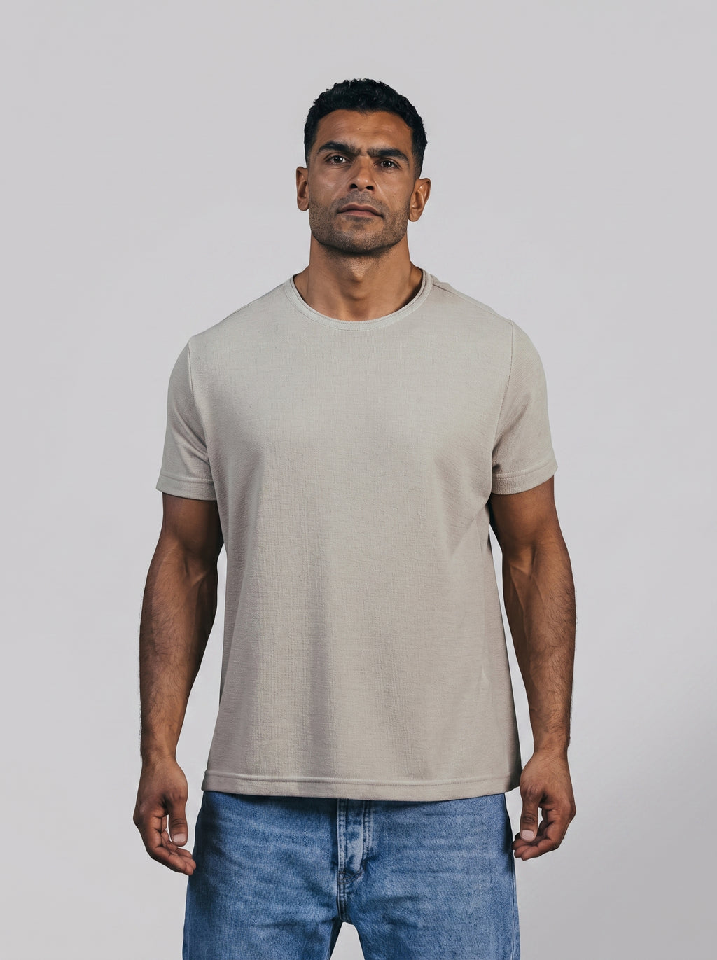 Raw edge Coller Custom Fit knitwear T-shirt in Beige