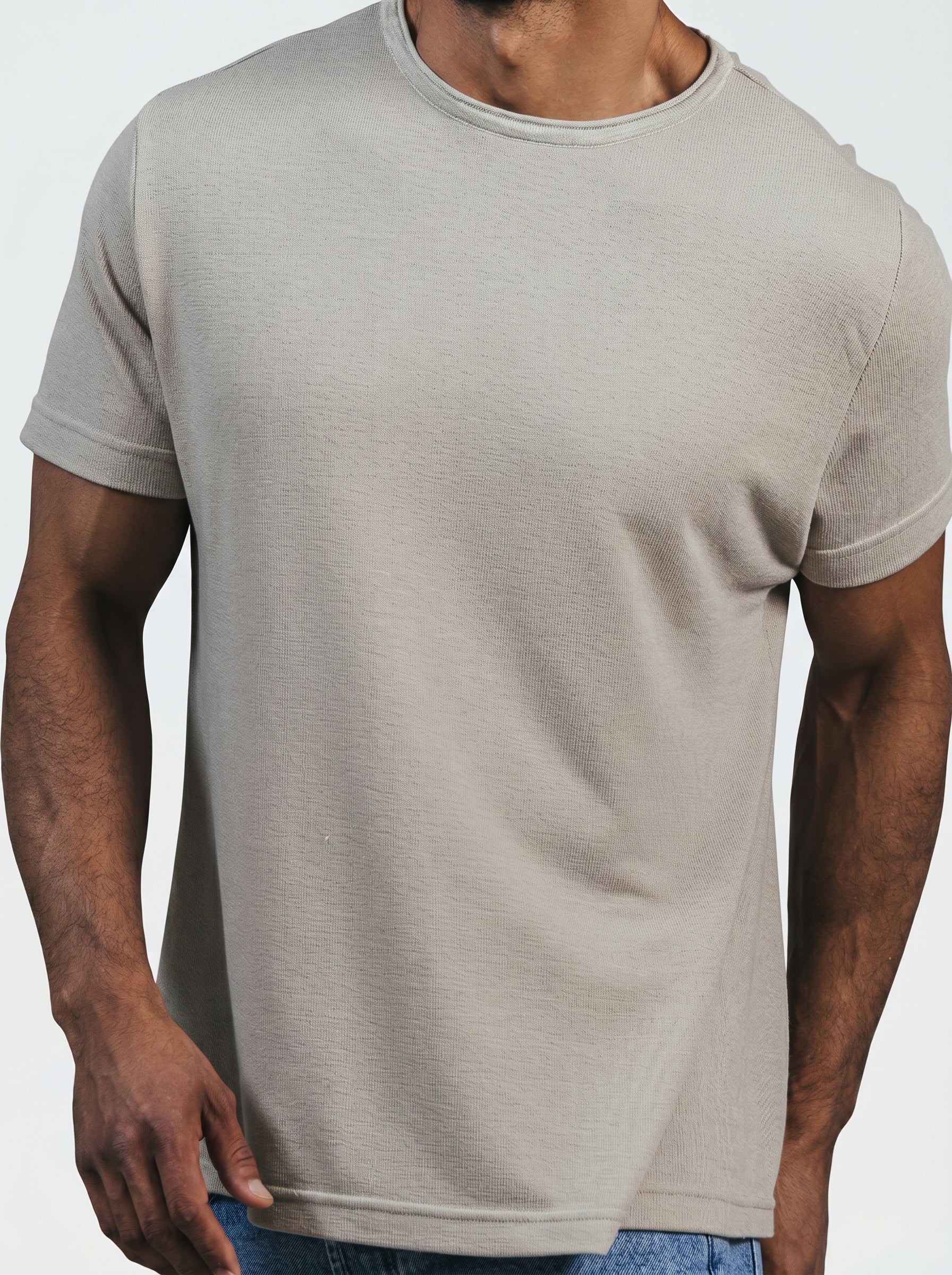 Raw edge Coller Custom Fit knitwear T-shirt in Beige
