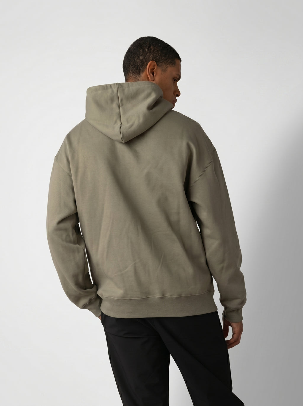 Rubber Logo Basic Hoodie in Olive