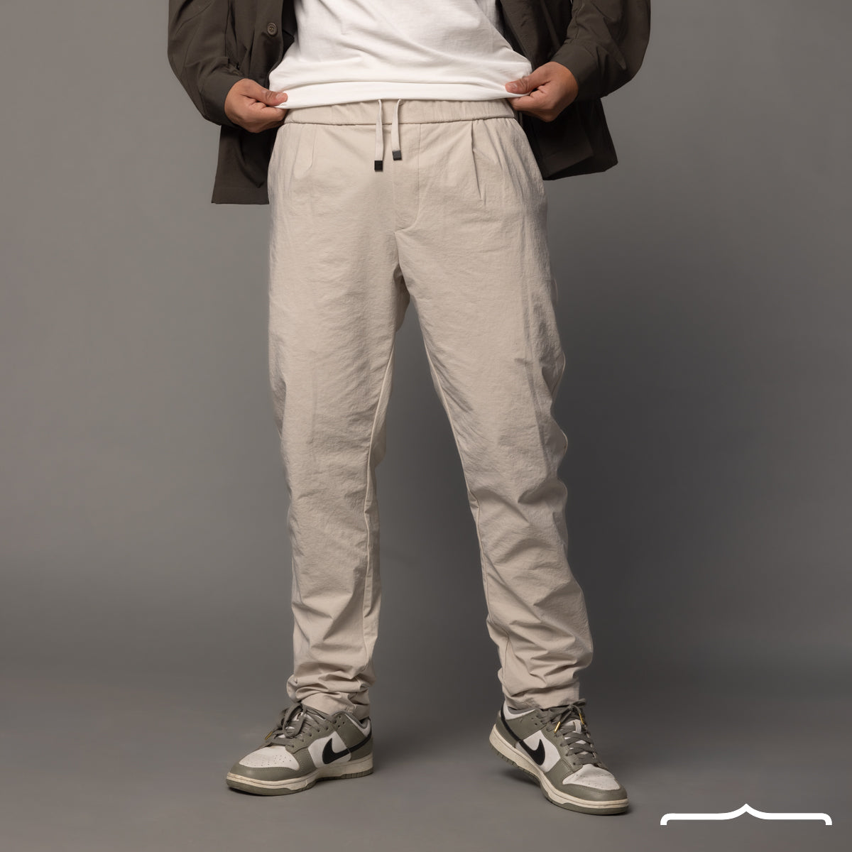 Classic Fit Pants in Beige