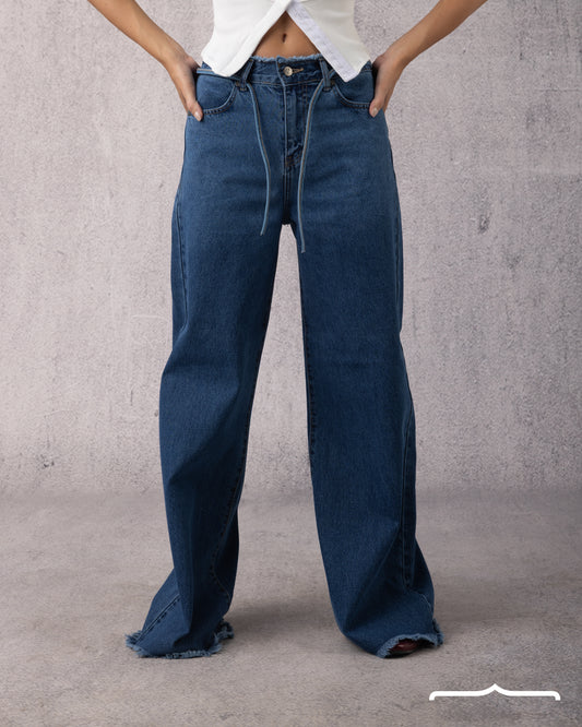 Raw Edge Jeans in Blue