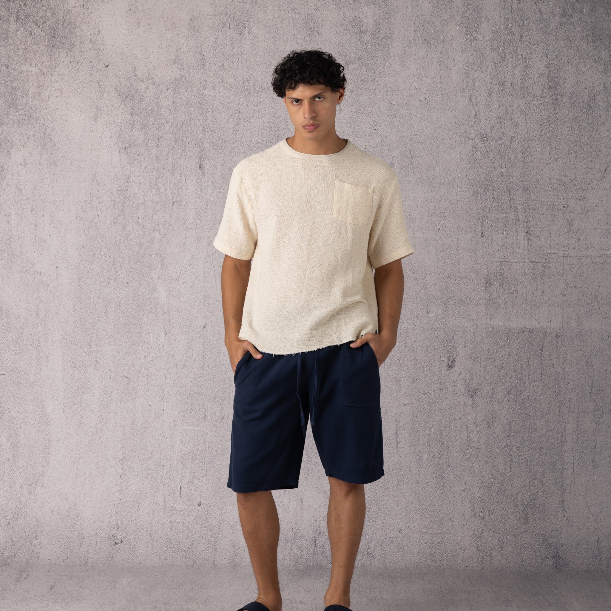 Linen Drawstring Short in Navy blue