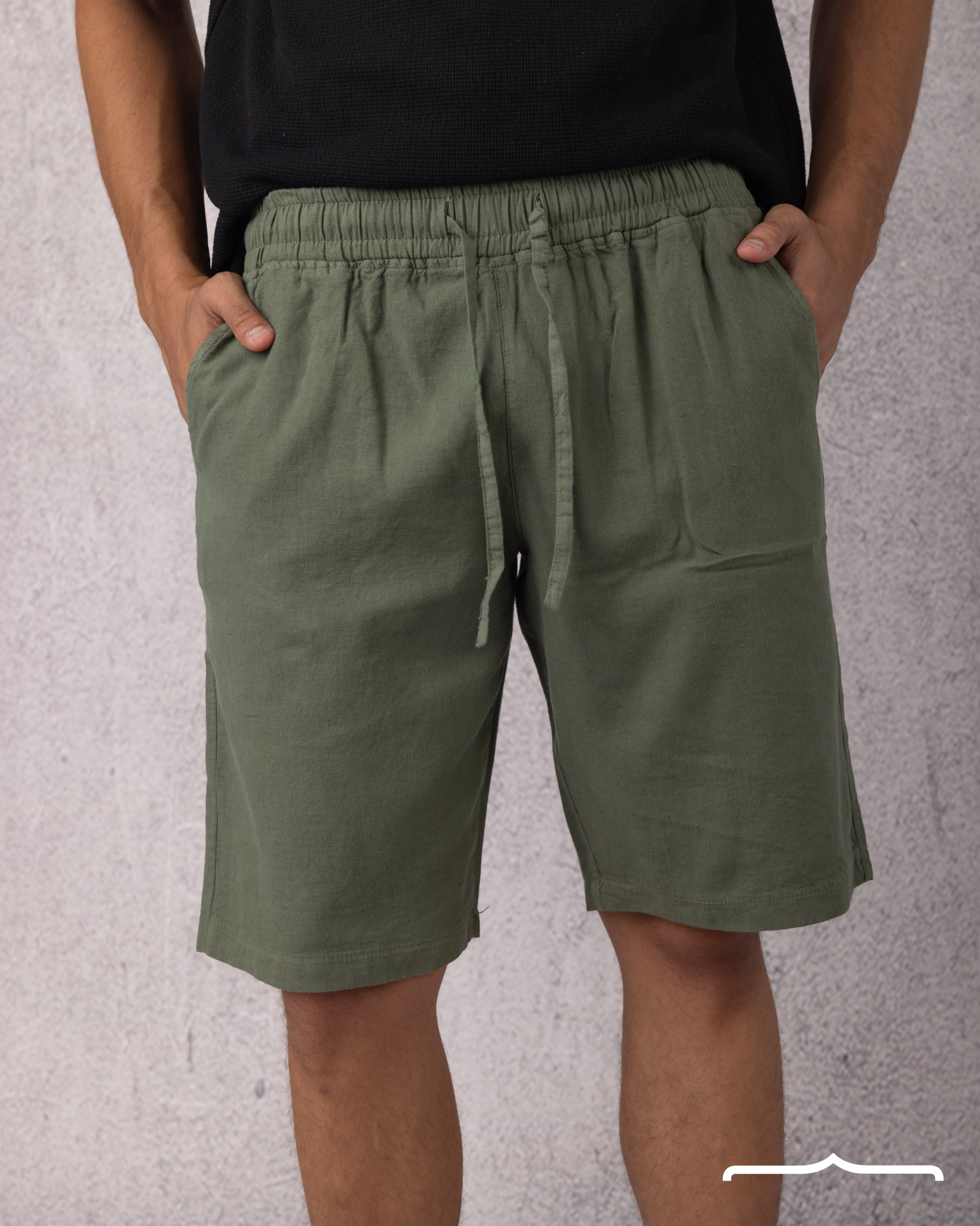 Linen Drawstring Short in Olive