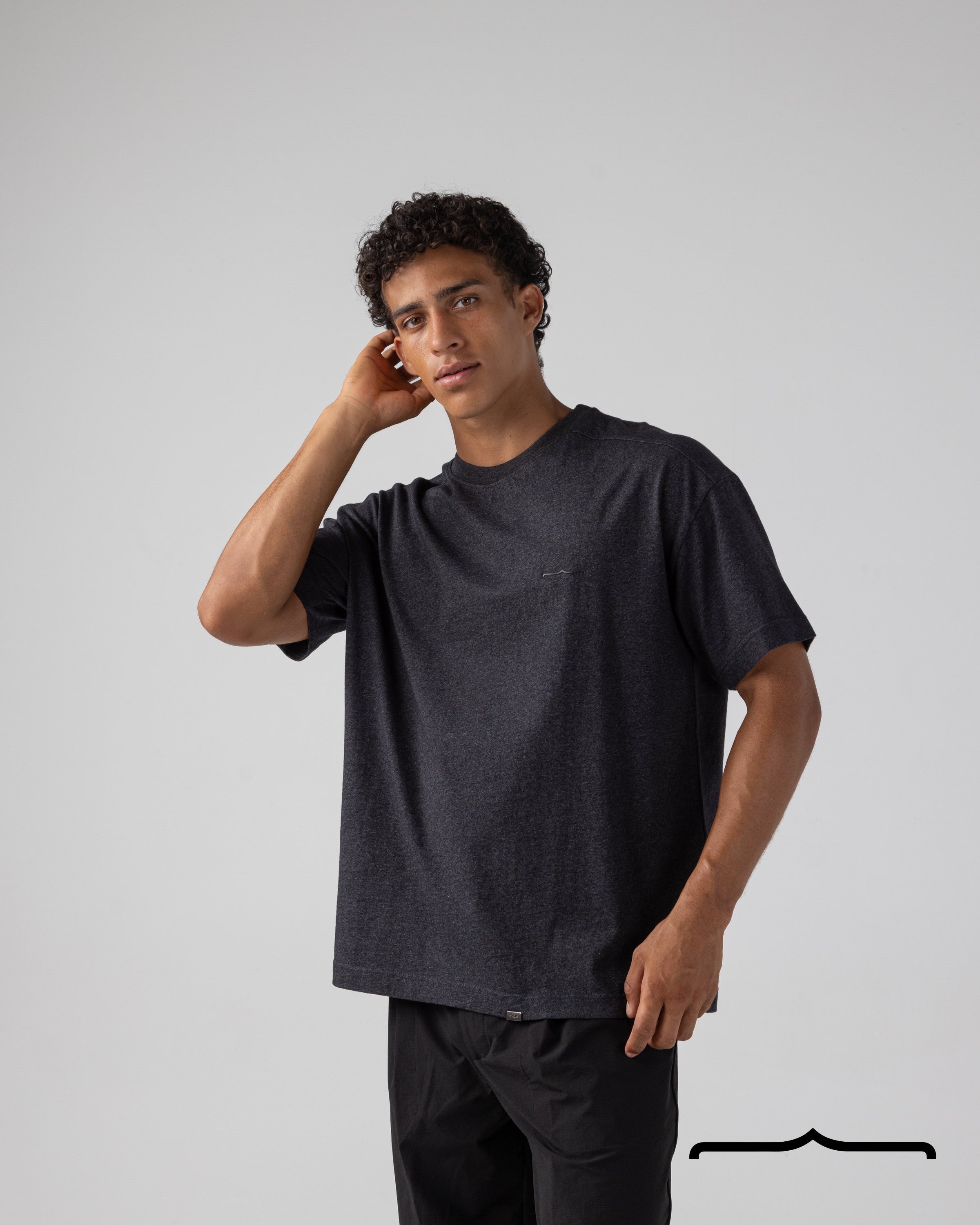 Chenille T-shirt in Charcoal