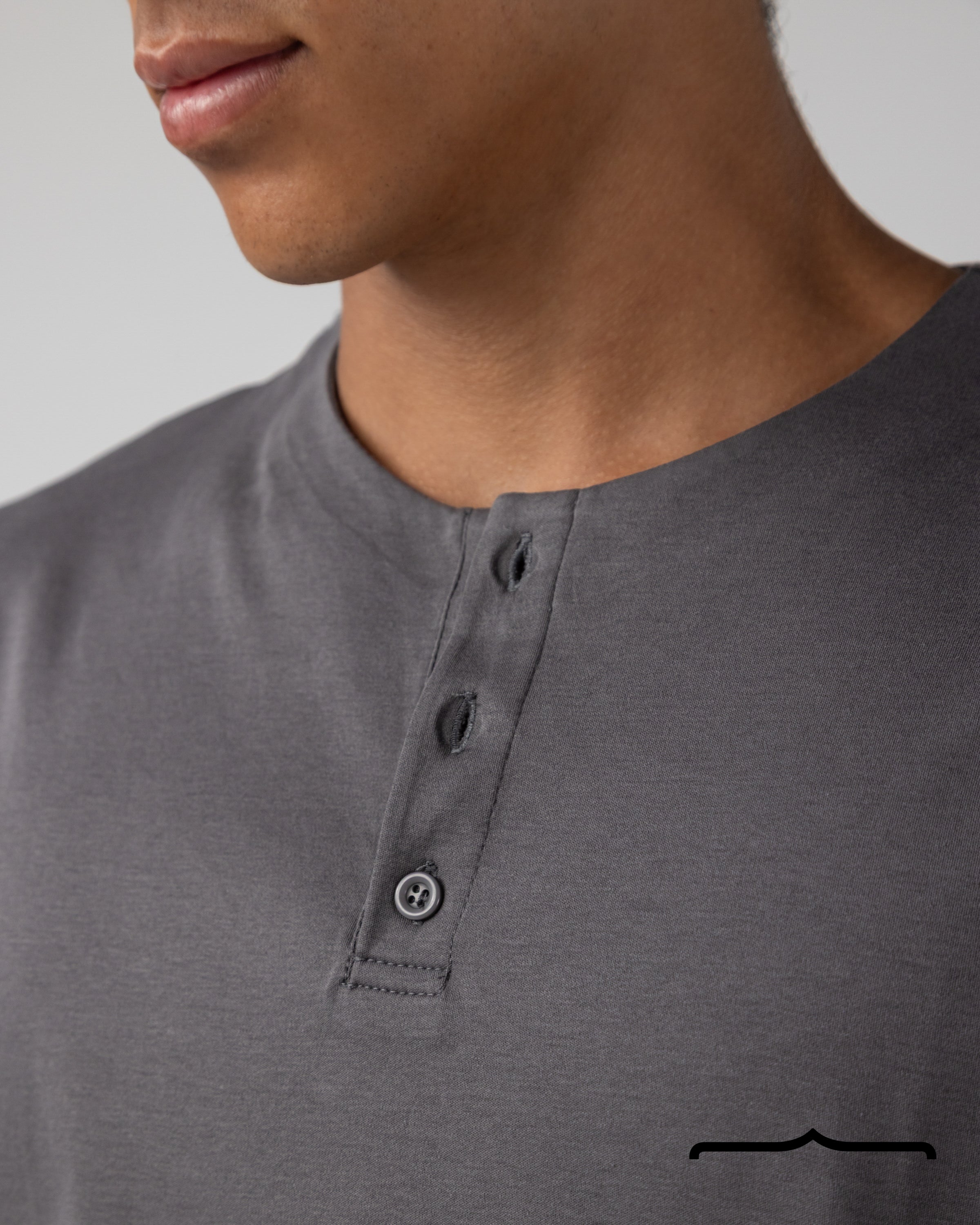 Henely T-shirt in Grey