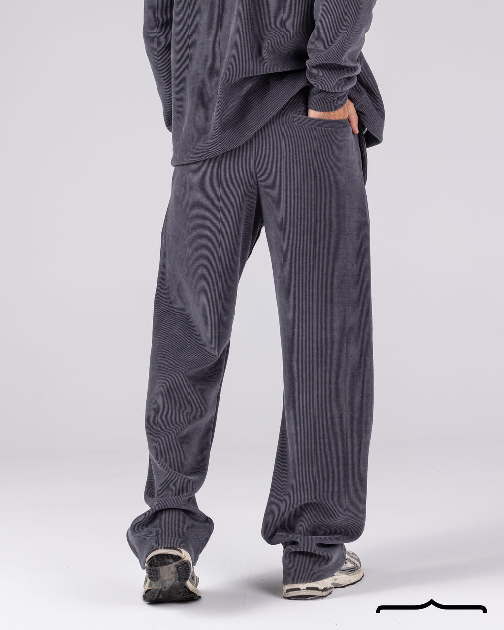 Textured Pants Set in Dark Grey