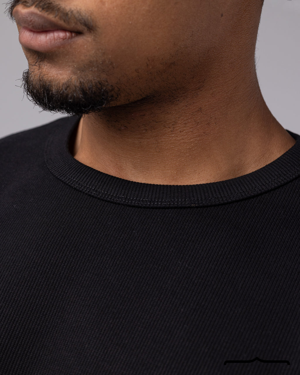 Long Sleeve Ribbed T-shirt in Black
