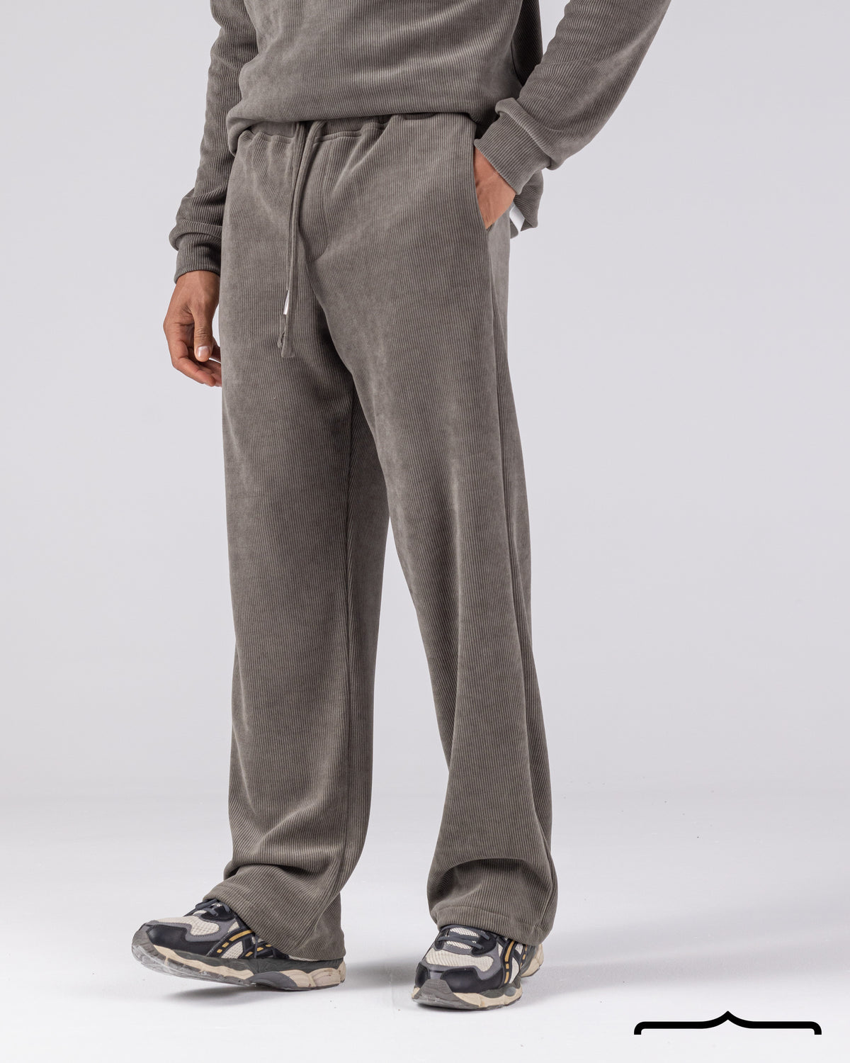Textured Pants Set in Olive