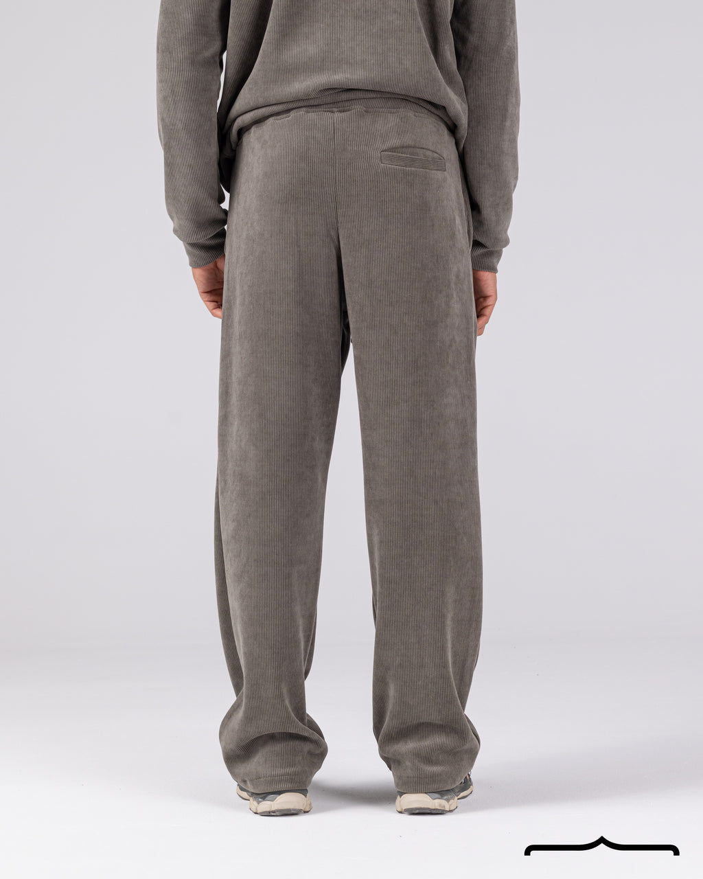 Textured Pants Set in Olive
