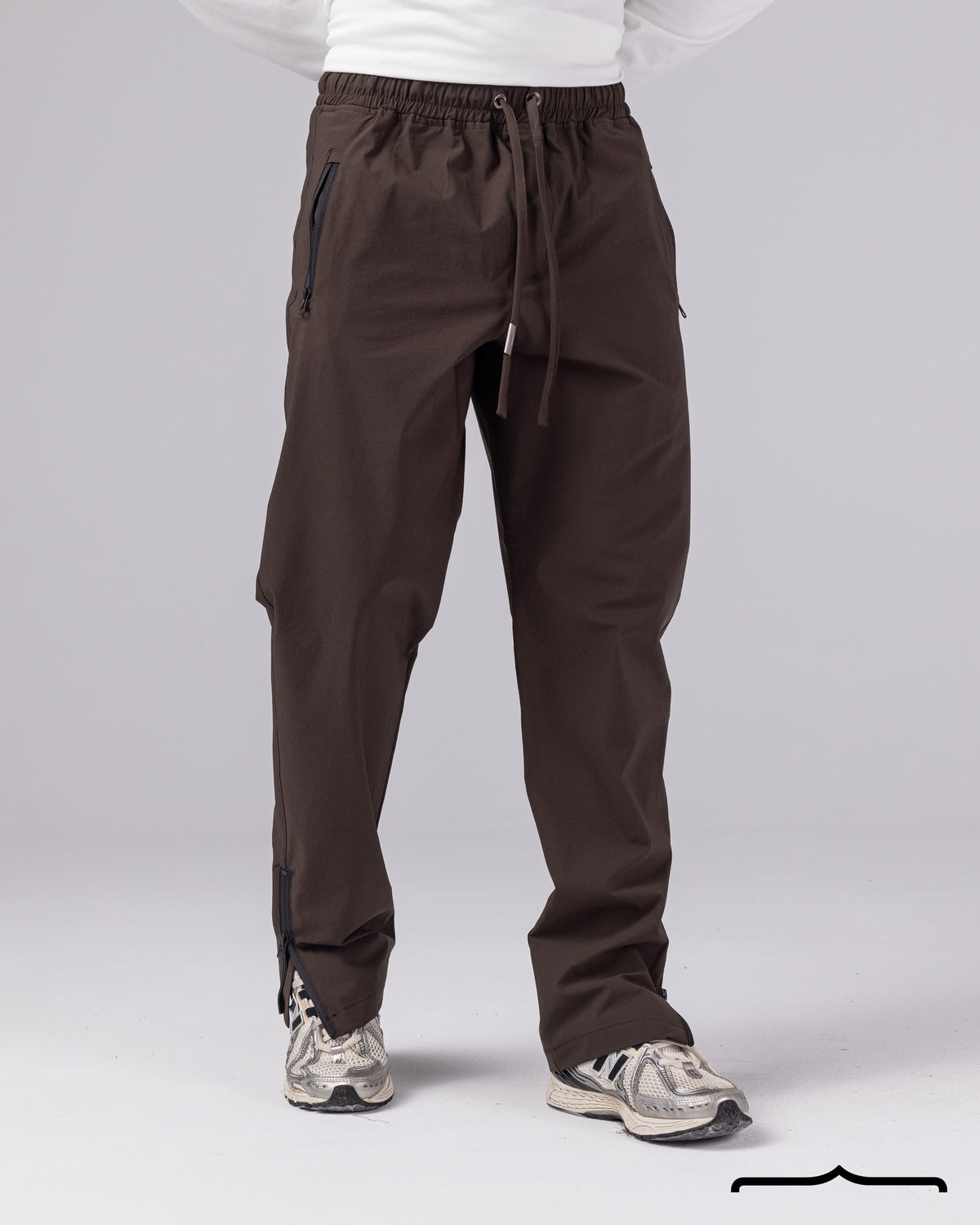 Side Zipper Pants in Brown