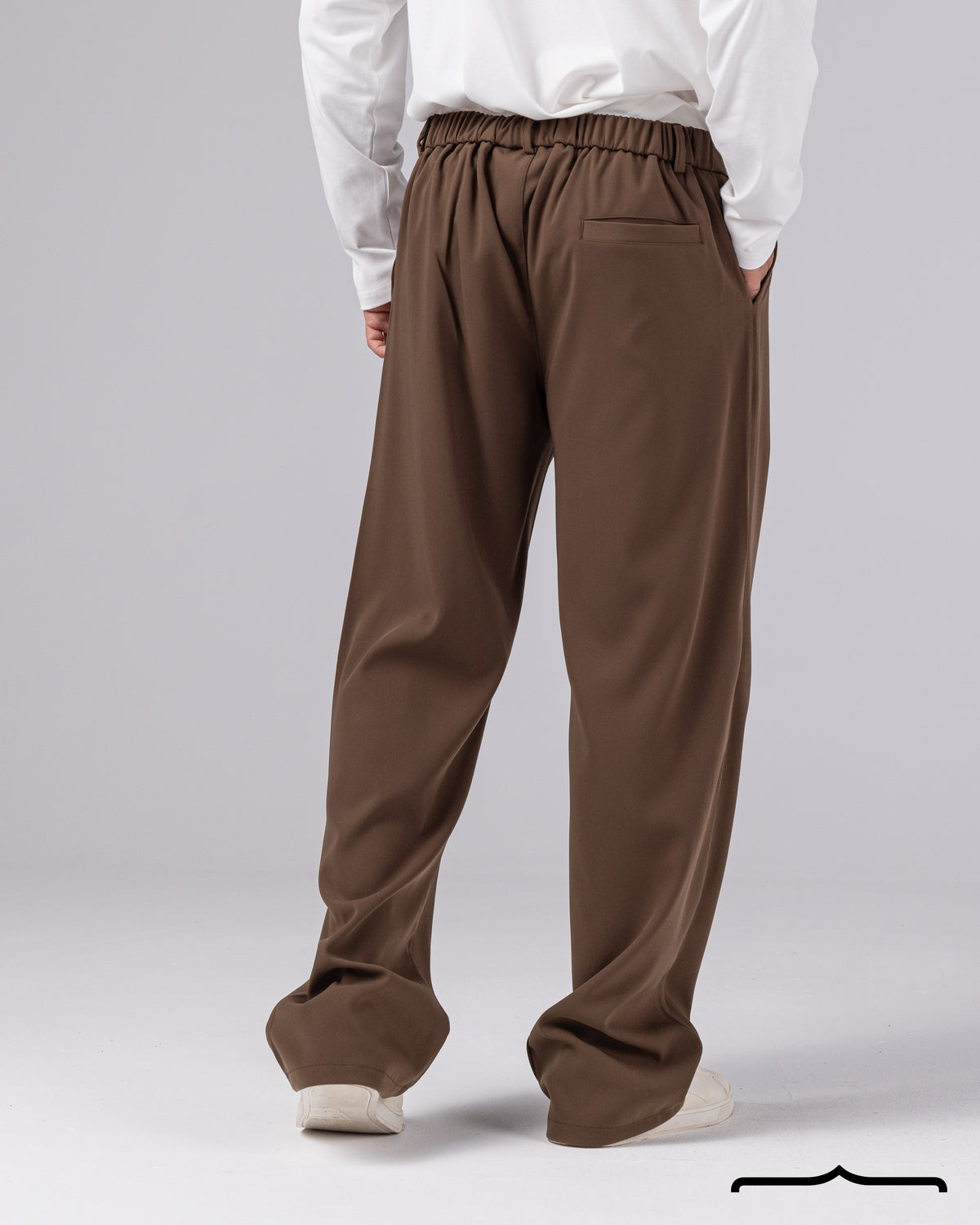 Classic Pants Volume 6 in Brown