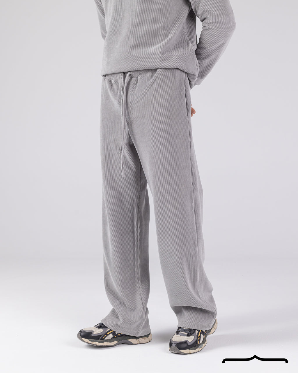 Textured Pants Set in Light Grey