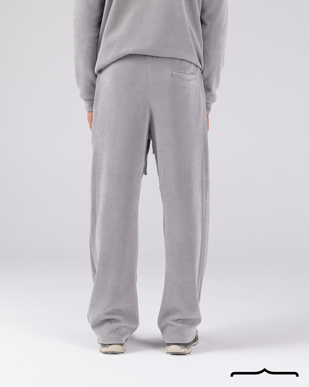 Textured Pants Set in Light Grey