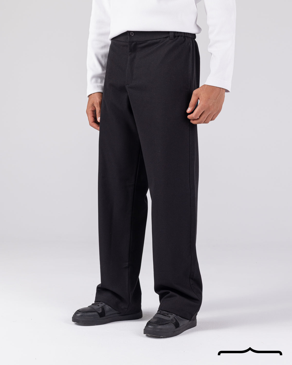 Signature Pants in Black