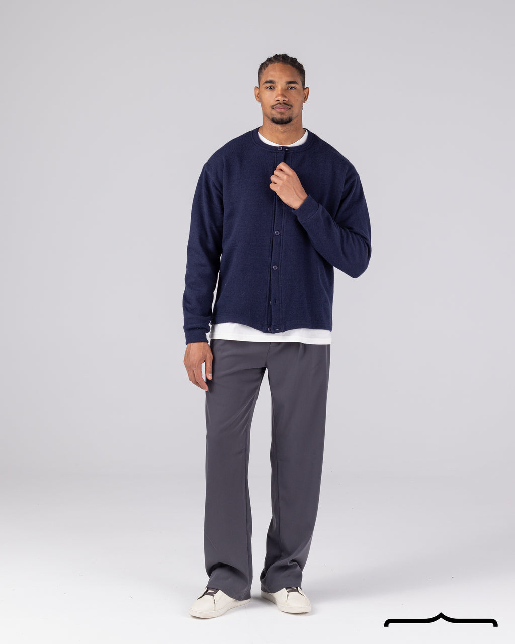 Cardigan with Buttons Volume 2 in Navy