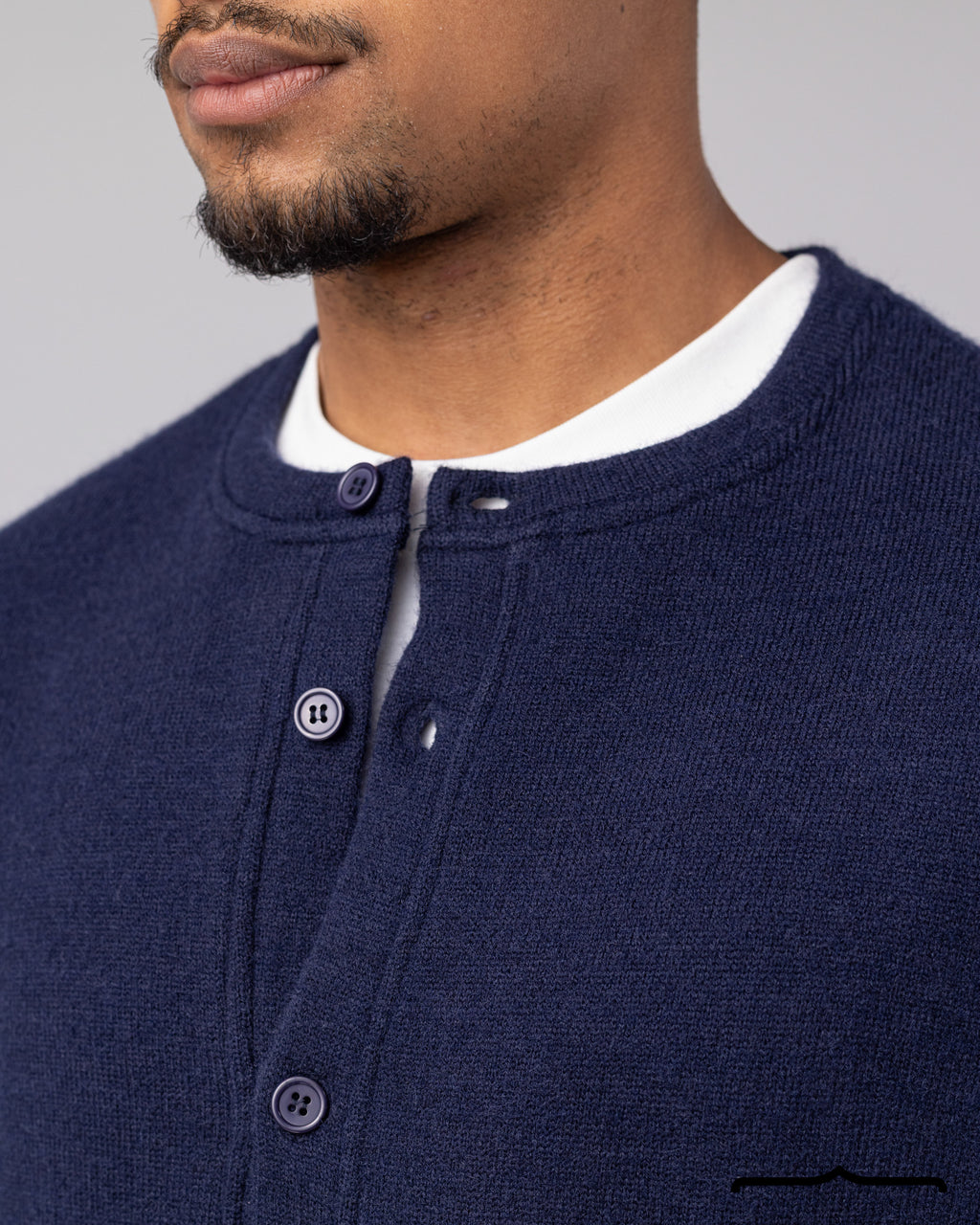 Cardigan with Buttons Volume 2 in Navy